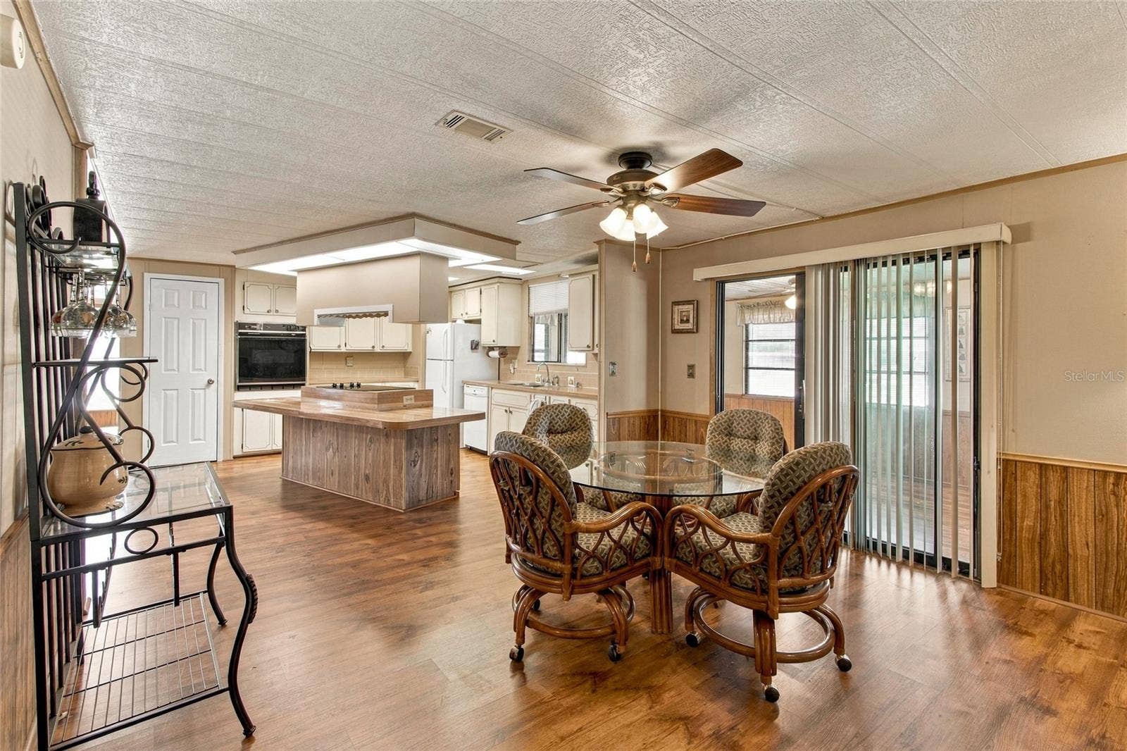 12219 FAIRWAY AVENUE, Brooksville, FL 34613 12219 FAIRWAY AVENUE, Brooksville, FL 34613
