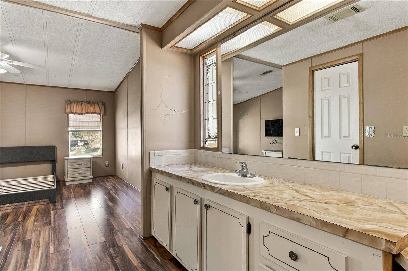 12219 FAIRWAY AVENUE, Brooksville, FL 34613 12219 FAIRWAY AVENUE, Brooksville, FL 34613