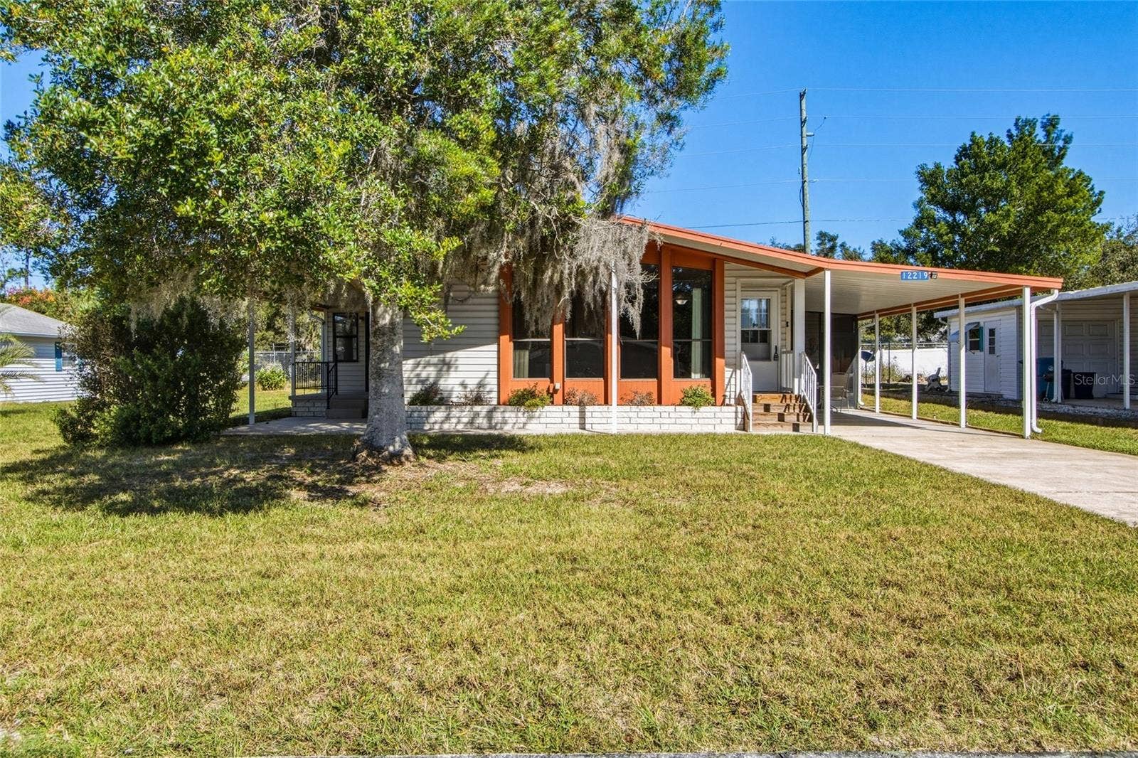 12219 FAIRWAY AVENUE, Brooksville, FL 34613 12219 FAIRWAY AVENUE, Brooksville, FL 34613