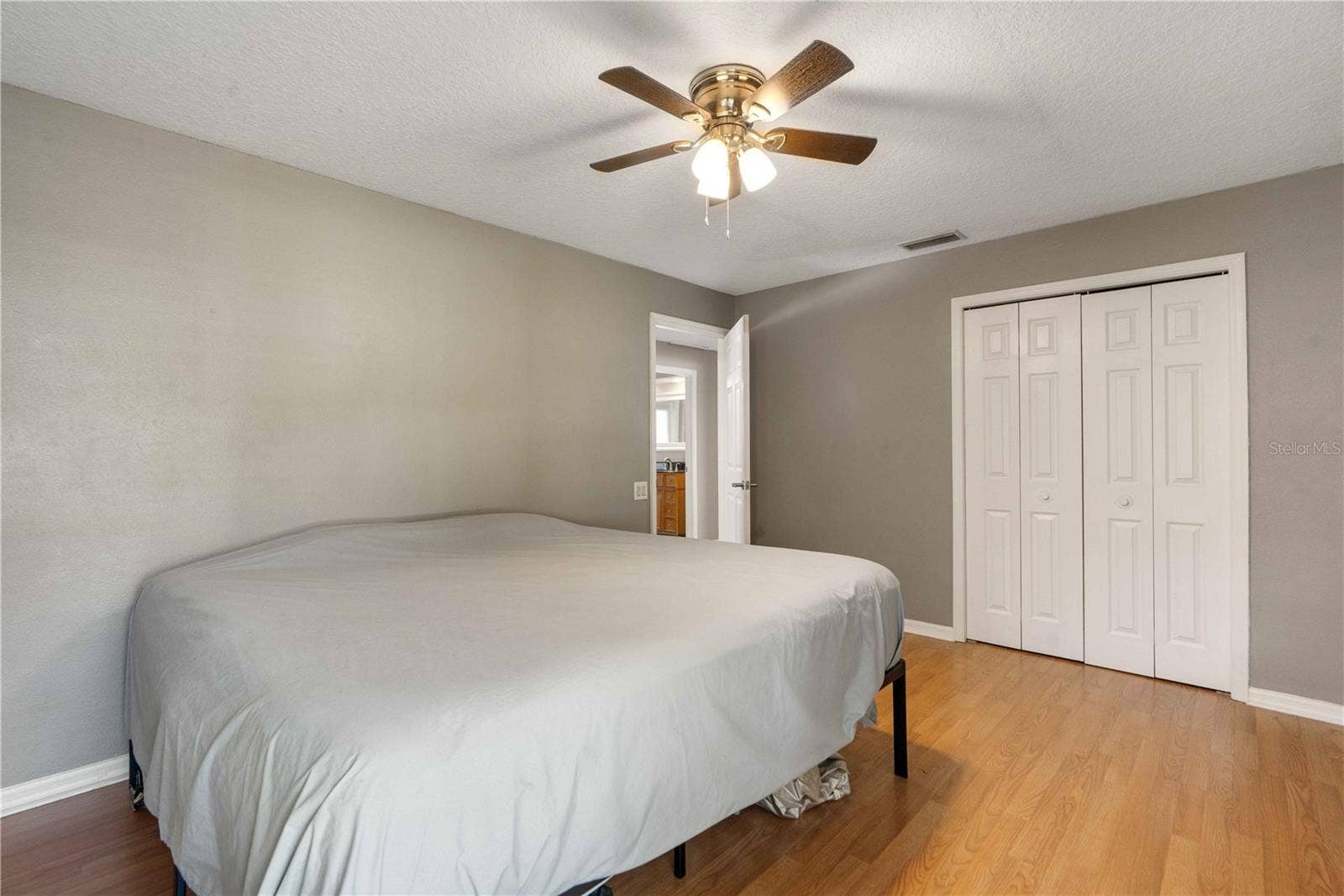 8718 ASHBURY DRIVE, Hudson, FL 34667 8718 ASHBURY DRIVE, Hudson, FL 34667