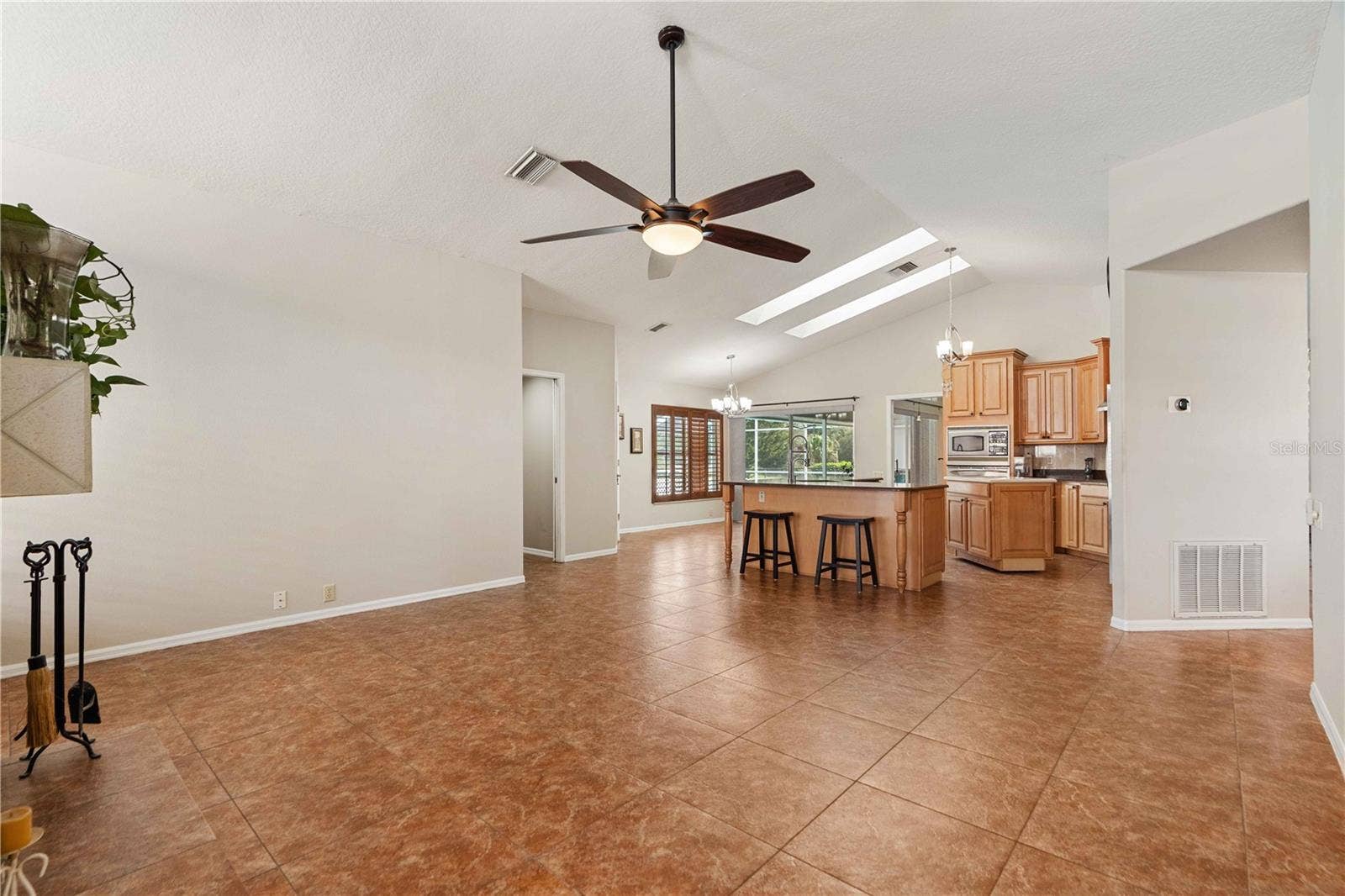 8718 ASHBURY DRIVE, Hudson, FL 34667 8718 ASHBURY DRIVE, Hudson, FL 34667