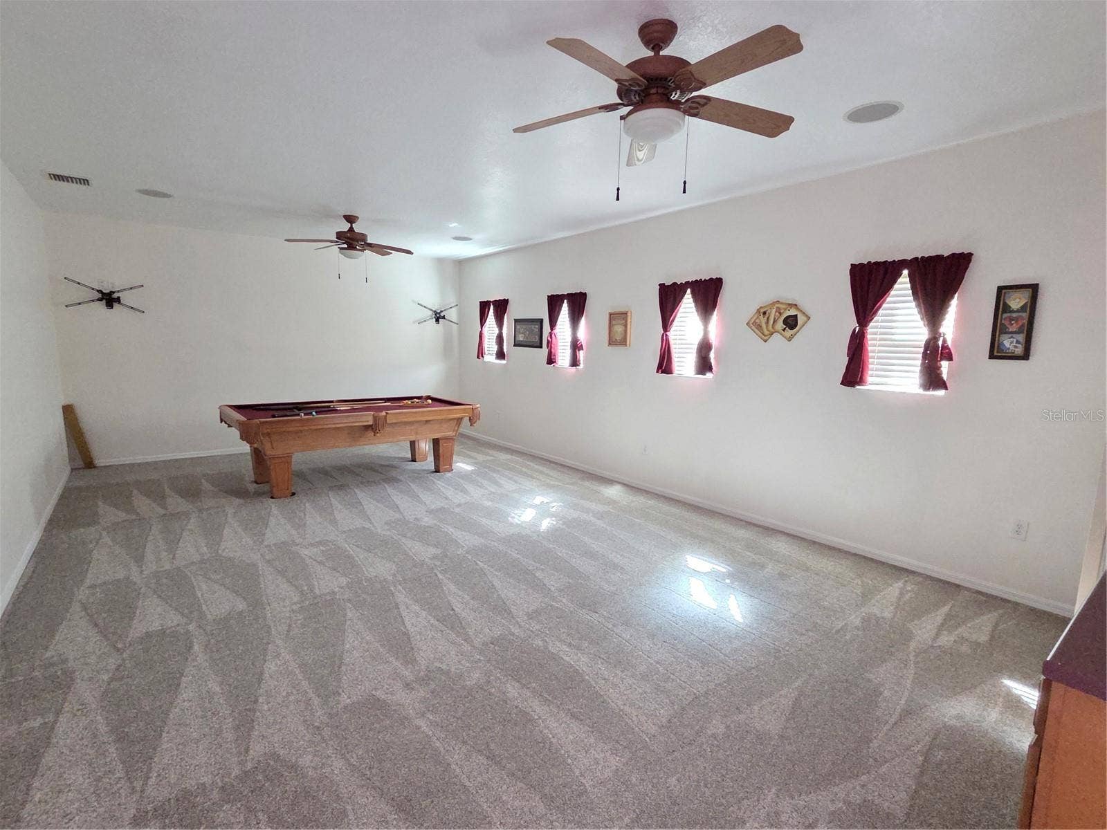 7711 ARELLI DRIVE, New Port Richey, FL 34655 7711 ARELLI DRIVE, New Port Richey, FL 34655