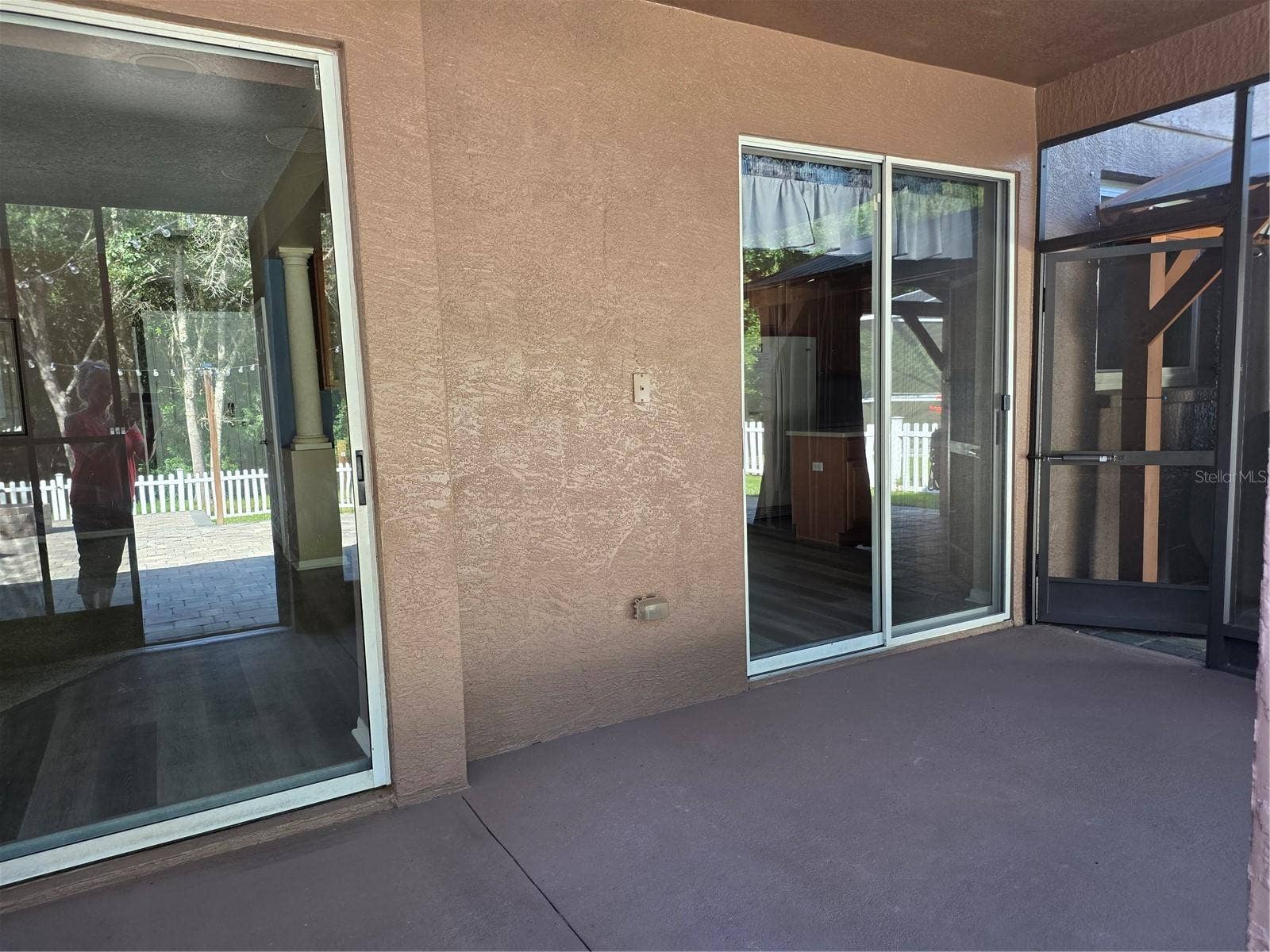 7711 ARELLI DRIVE, New Port Richey, FL 34655 7711 ARELLI DRIVE, New Port Richey, FL 34655