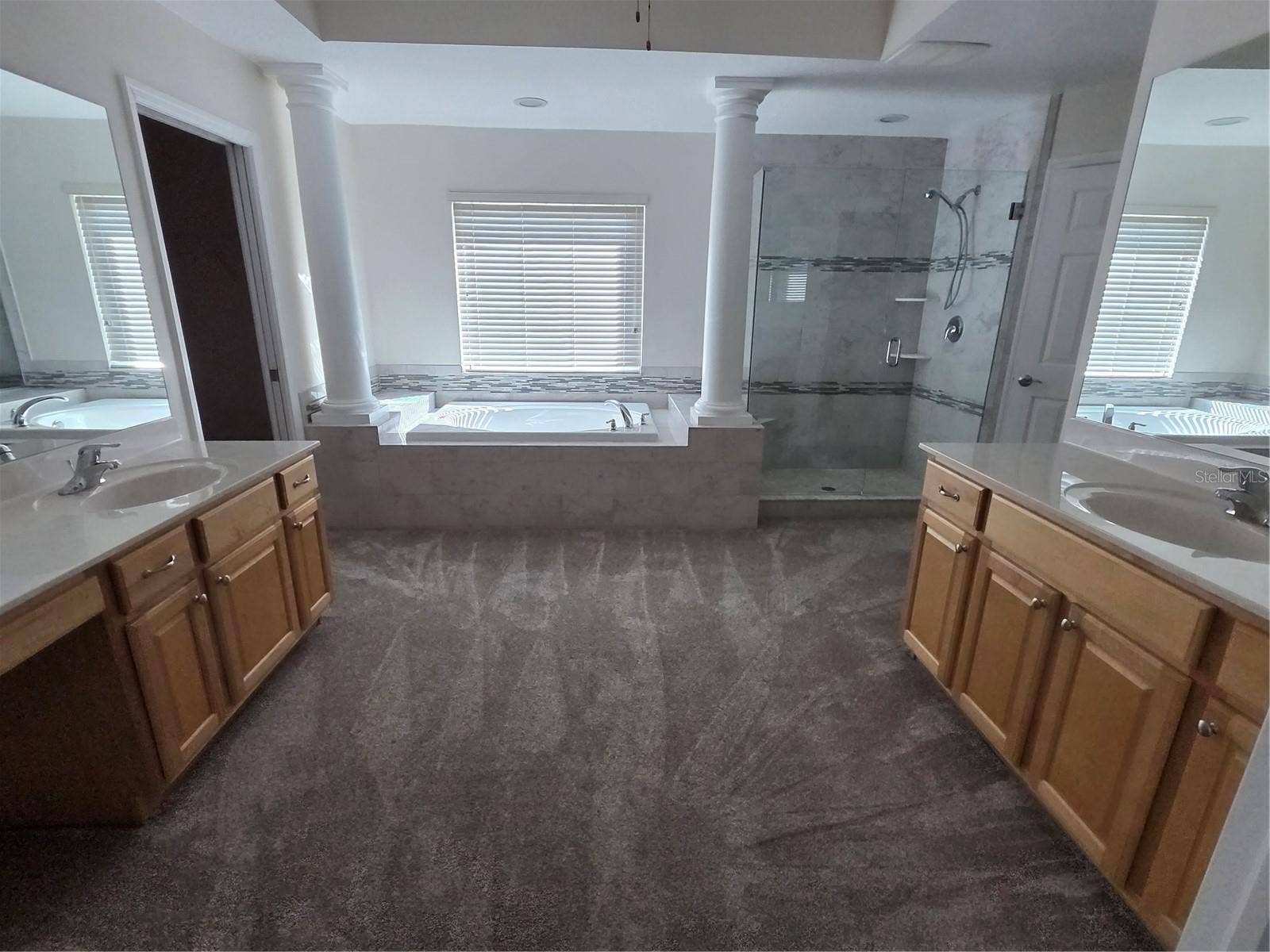 7711 ARELLI DRIVE, New Port Richey, FL 34655 Master bathroom