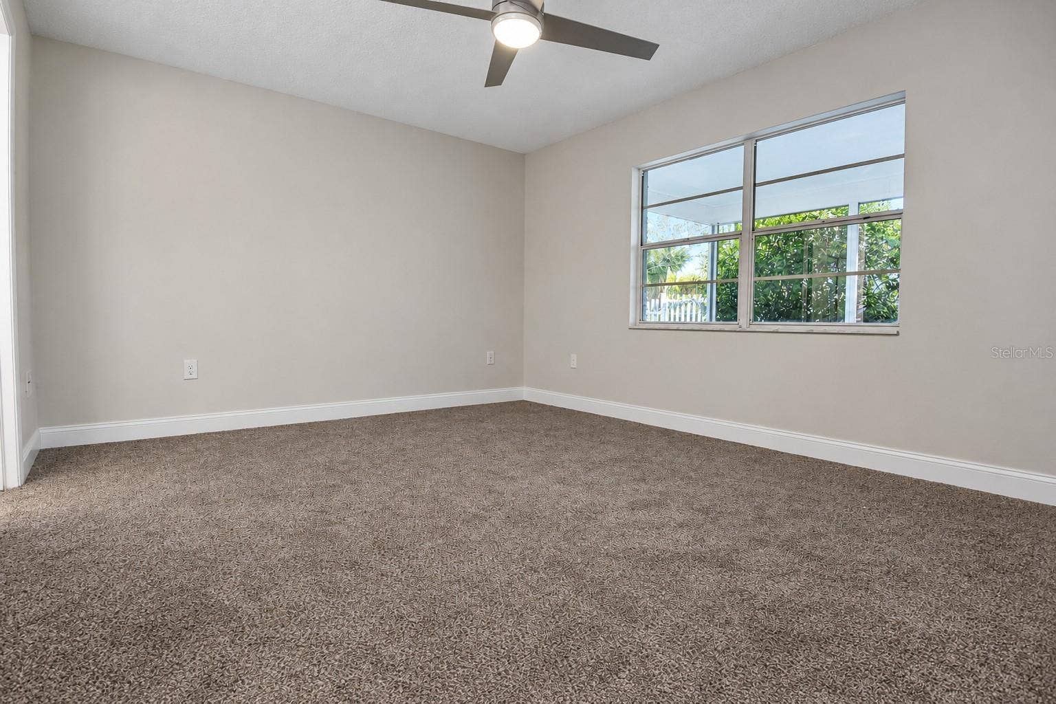 8402 ROYAL HART DRIVE, New Port Richey, FL 34653 8402 ROYAL HART DRIVE, New Port Richey, FL 34653
