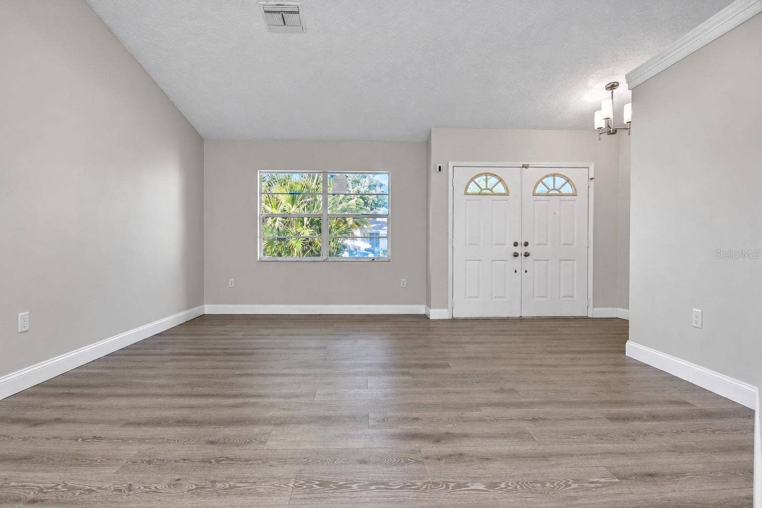 8402 ROYAL HART DRIVE, New Port Richey, FL 34653 8402 ROYAL HART DRIVE, New Port Richey, FL 34653