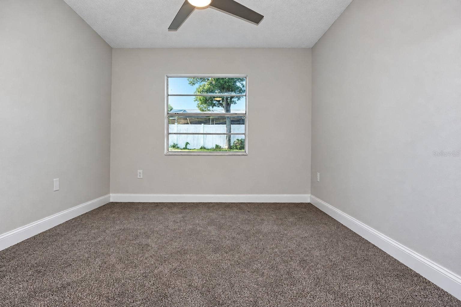 8402 ROYAL HART DRIVE, New Port Richey, FL 34653 8402 ROYAL HART DRIVE, New Port Richey, FL 34653