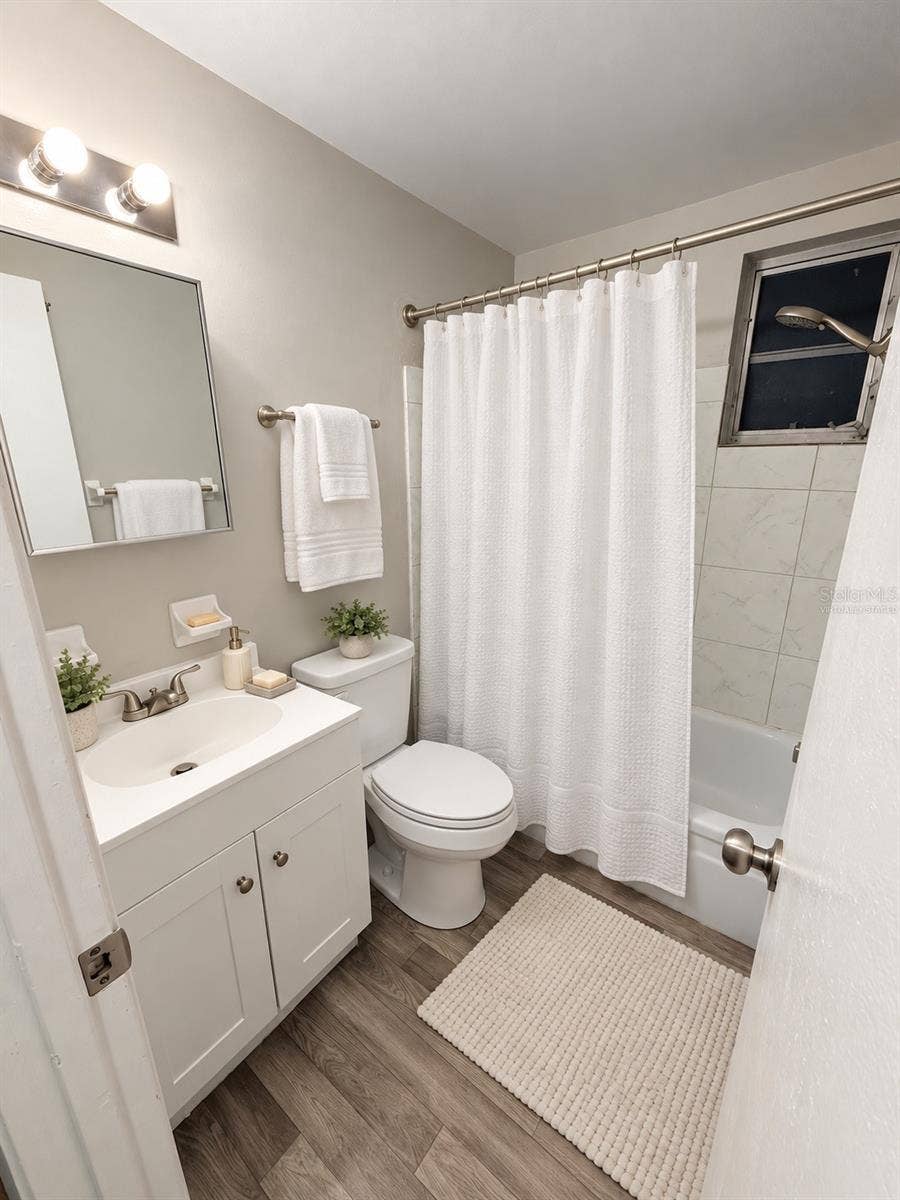 4581 DELTONA BOULEVARD, Spring Hill, FL 34606 Virtually Staged Main Bathroom