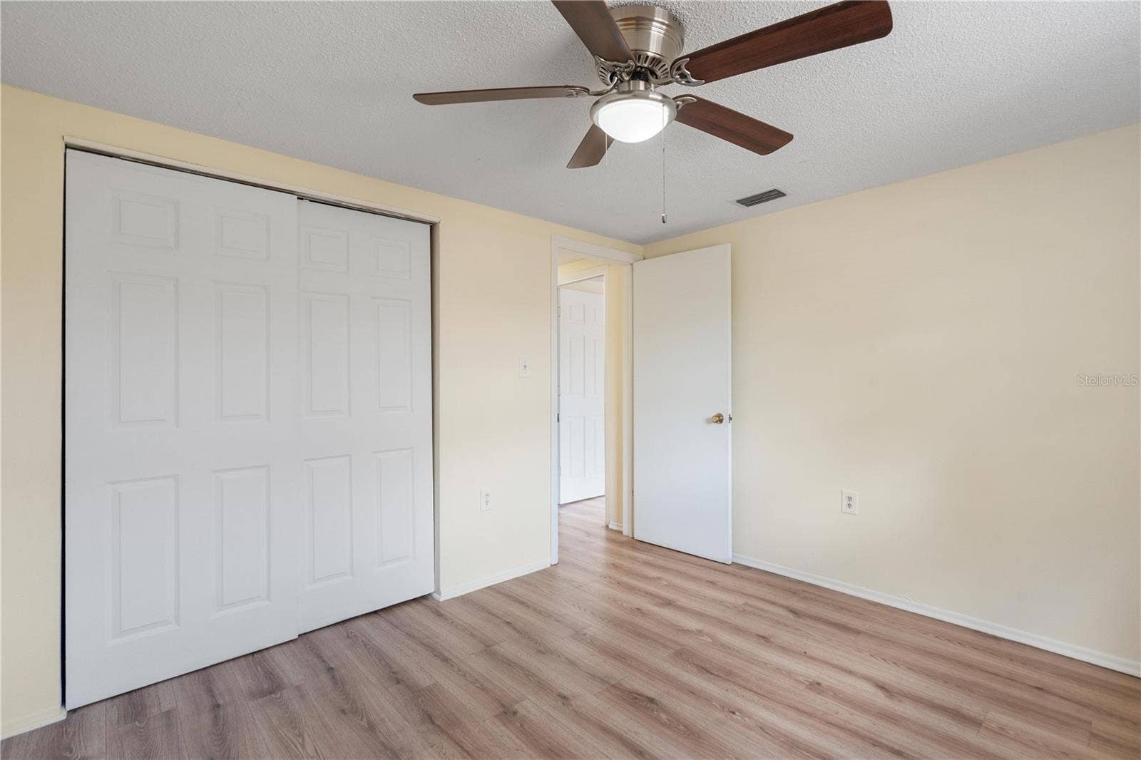 9020 HUNT CLUB LANE, Port Richey, FL 34668