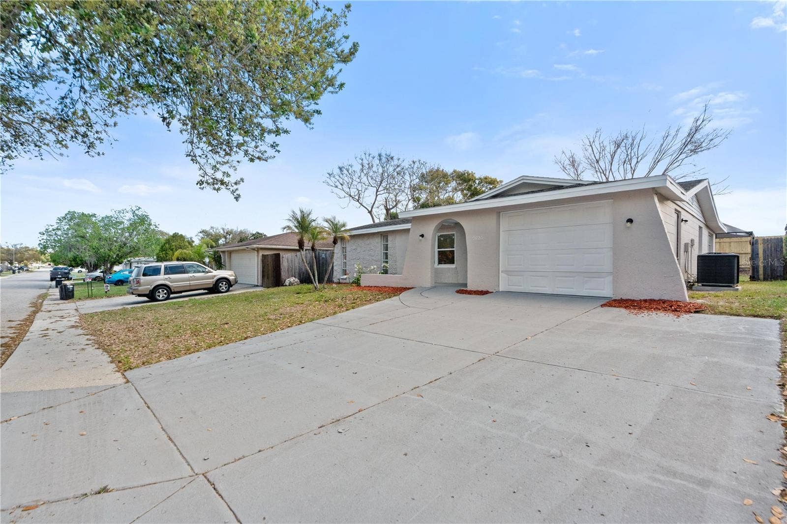9020 HUNT CLUB LANE, Port Richey, FL 34668