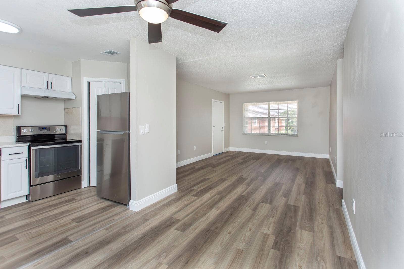 1920 E EDGEWOOD DRIVE, #B2, Lakeland, FL 33803 1920 E EDGEWOOD DRIVE, #B2, Lakeland, FL 33803