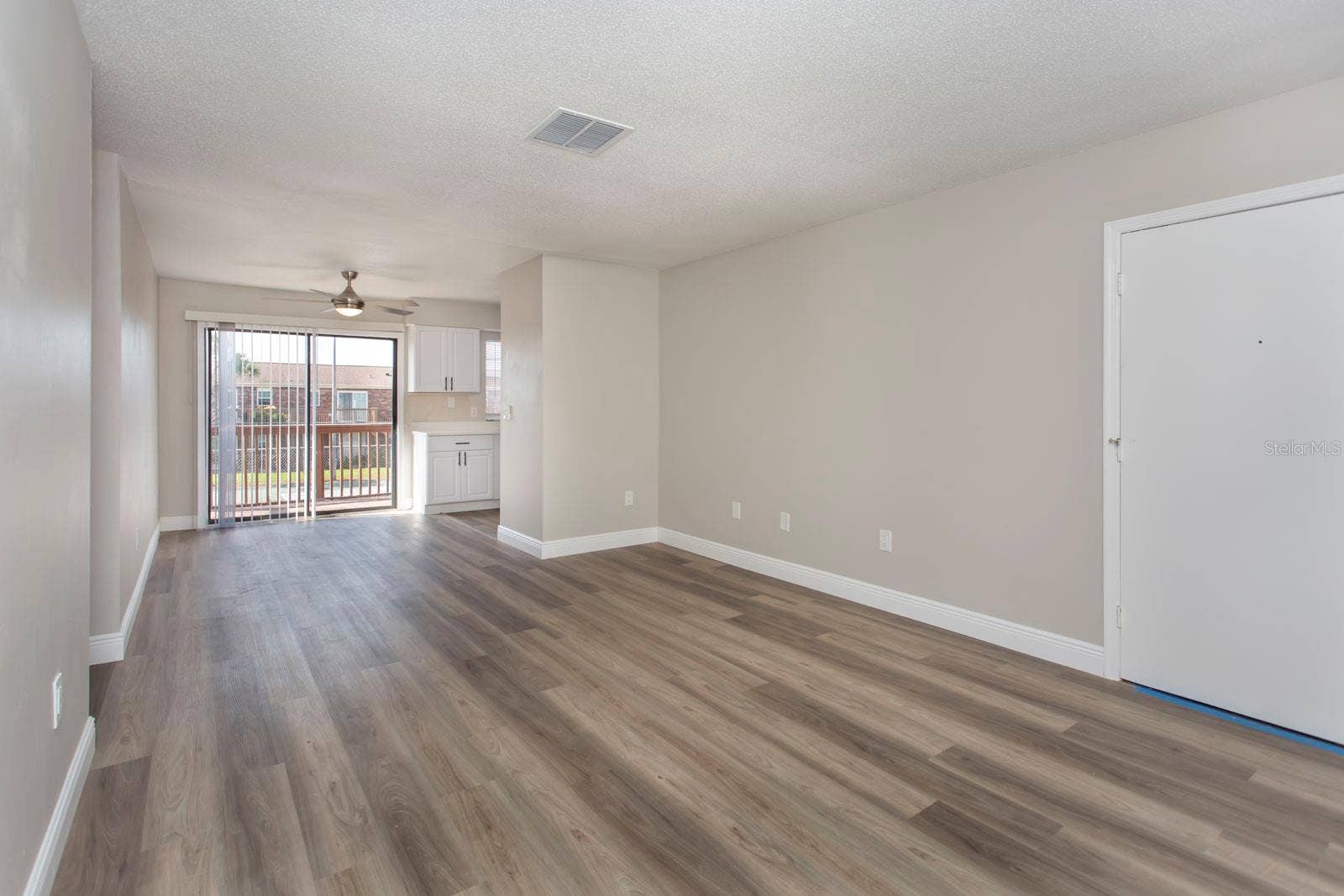 1920 E EDGEWOOD DRIVE, #B2, Lakeland, FL 33803 1920 E EDGEWOOD DRIVE, #B2, Lakeland, FL 33803