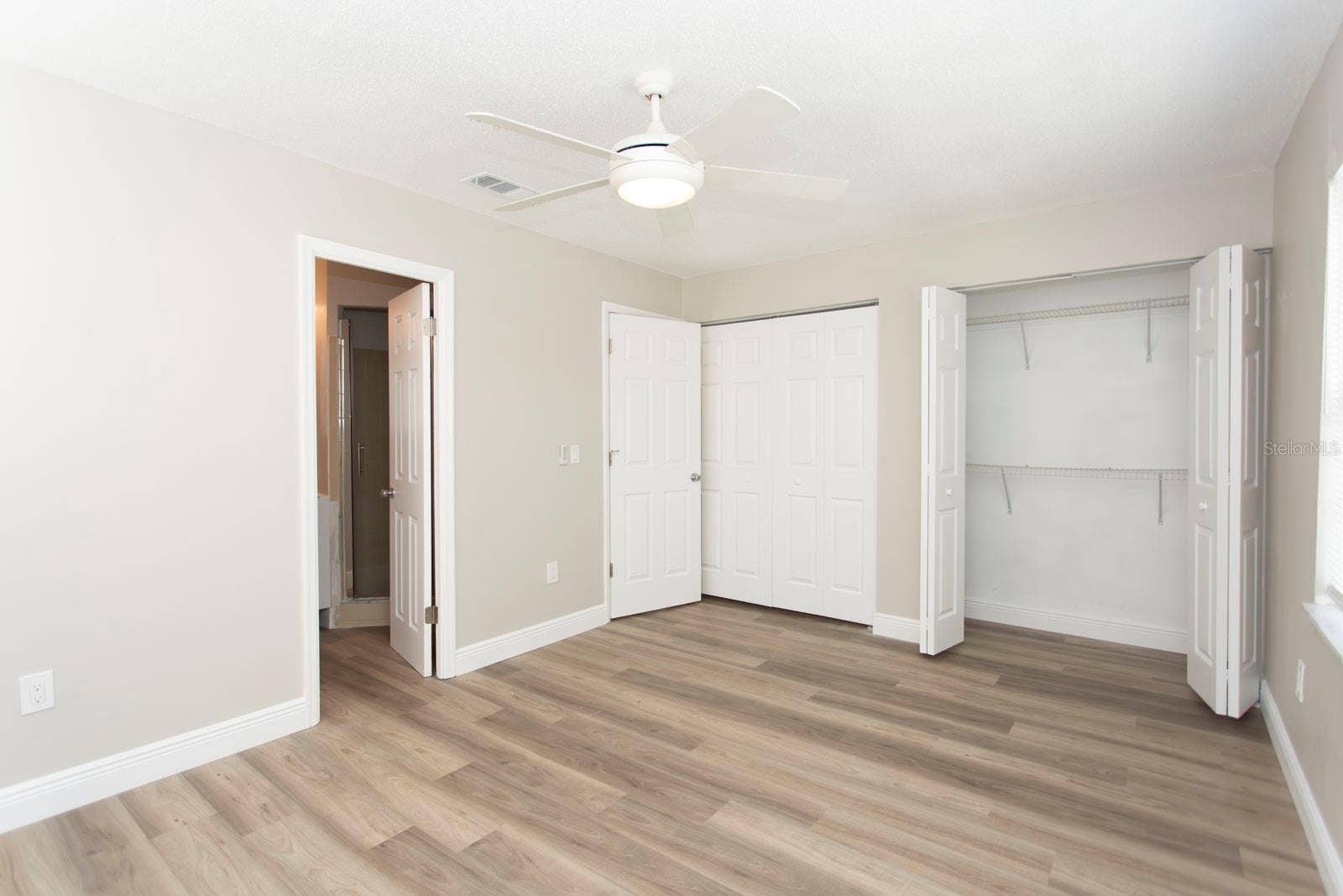 1920 E EDGEWOOD DRIVE, #B2, Lakeland, FL 33803 1920 E EDGEWOOD DRIVE, #B2, Lakeland, FL 33803
