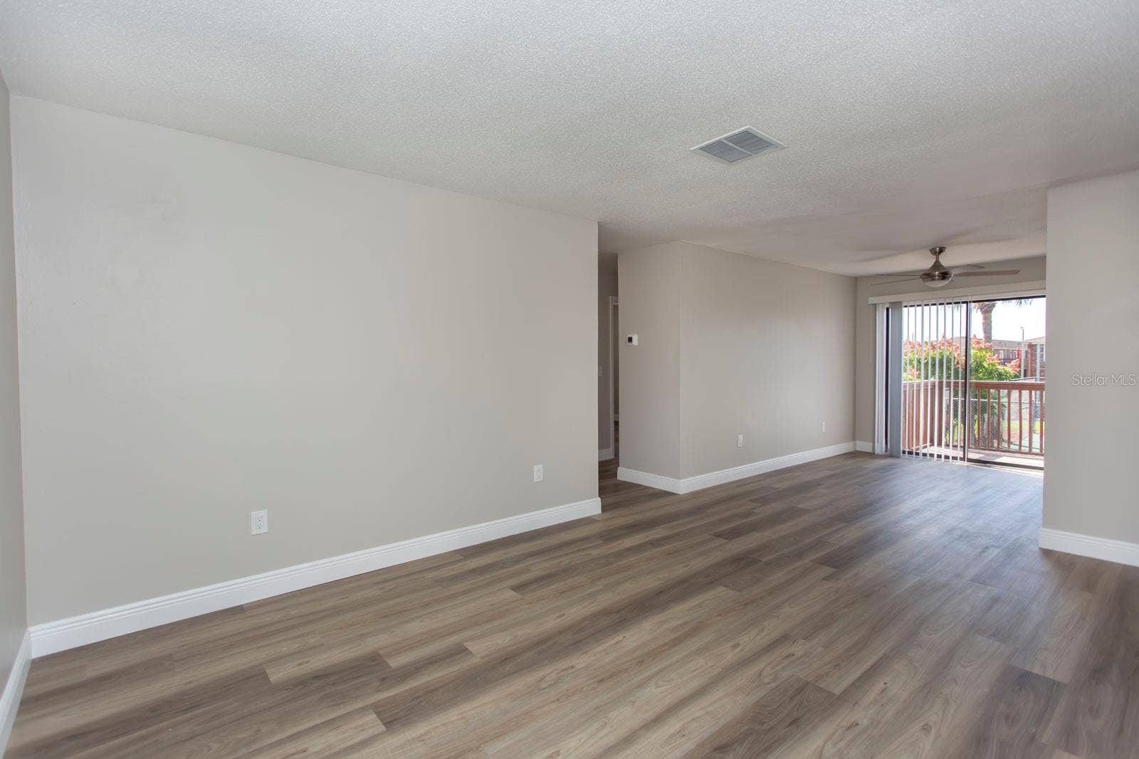 1920 E EDGEWOOD DRIVE, #B2, Lakeland, FL 33803 1920 E EDGEWOOD DRIVE, #B2, Lakeland, FL 33803