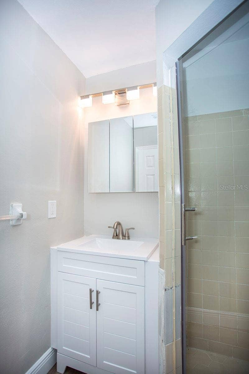 1920 E EDGEWOOD DRIVE, #B2, Lakeland, FL 33803 1920 E EDGEWOOD DRIVE, #B2, Lakeland, FL 33803