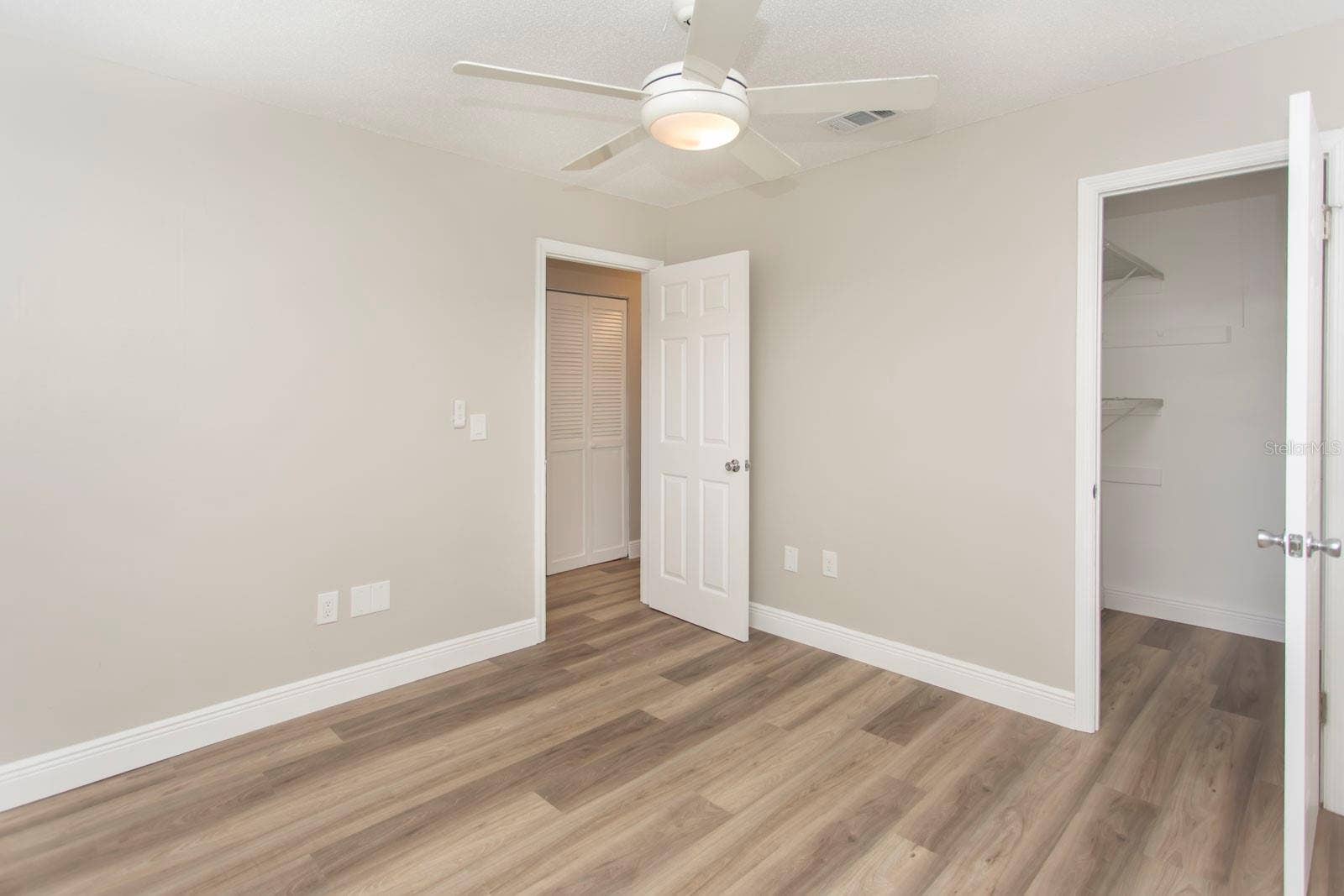 1920 E EDGEWOOD DRIVE, #B2, Lakeland, FL 33803 1920 E EDGEWOOD DRIVE, #B2, Lakeland, FL 33803