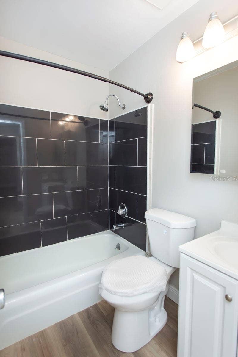1920 E EDGEWOOD DRIVE, #B2, Lakeland, FL 33803 1920 E EDGEWOOD DRIVE, #B2, Lakeland, FL 33803
