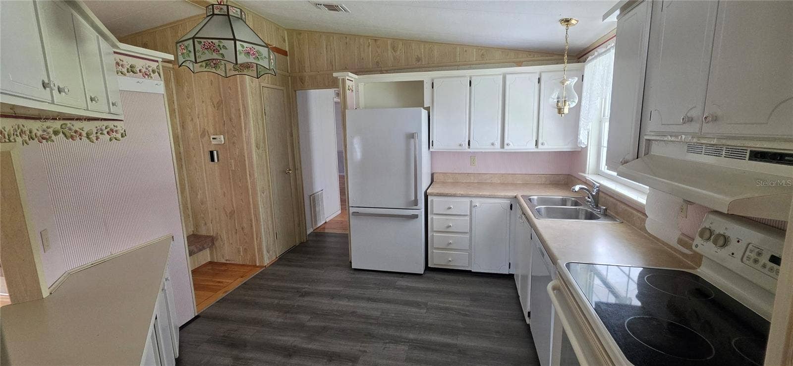 8090 E SUNRAY LANE, Floral City, FL 34436 8090 E SUNRAY LANE, Floral City, FL 34436
