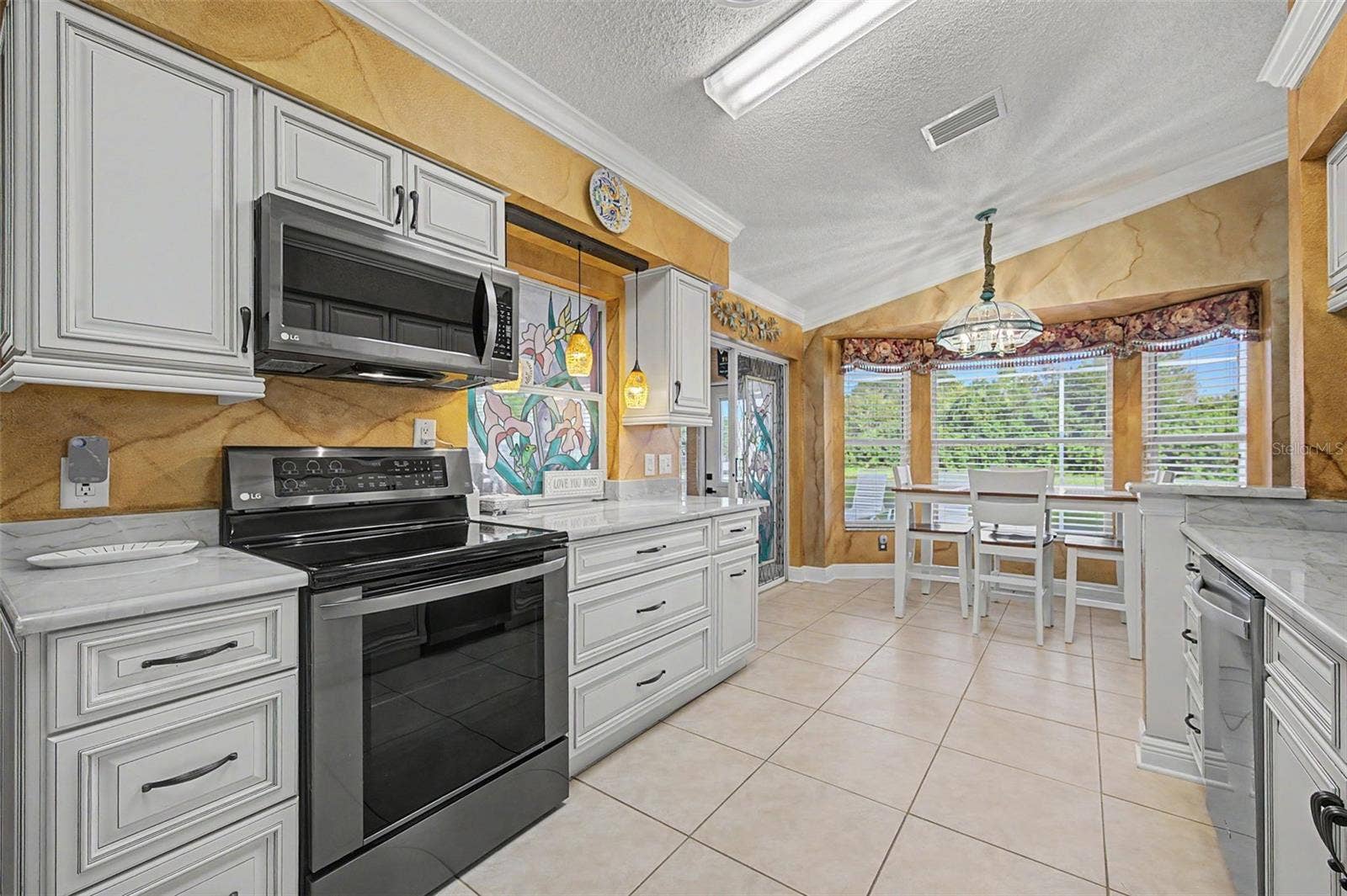 6112 COUNTRY RIDGE LANE, New Port Richey, FL 34655 6112 COUNTRY RIDGE LANE, New Port Richey, FL 34655