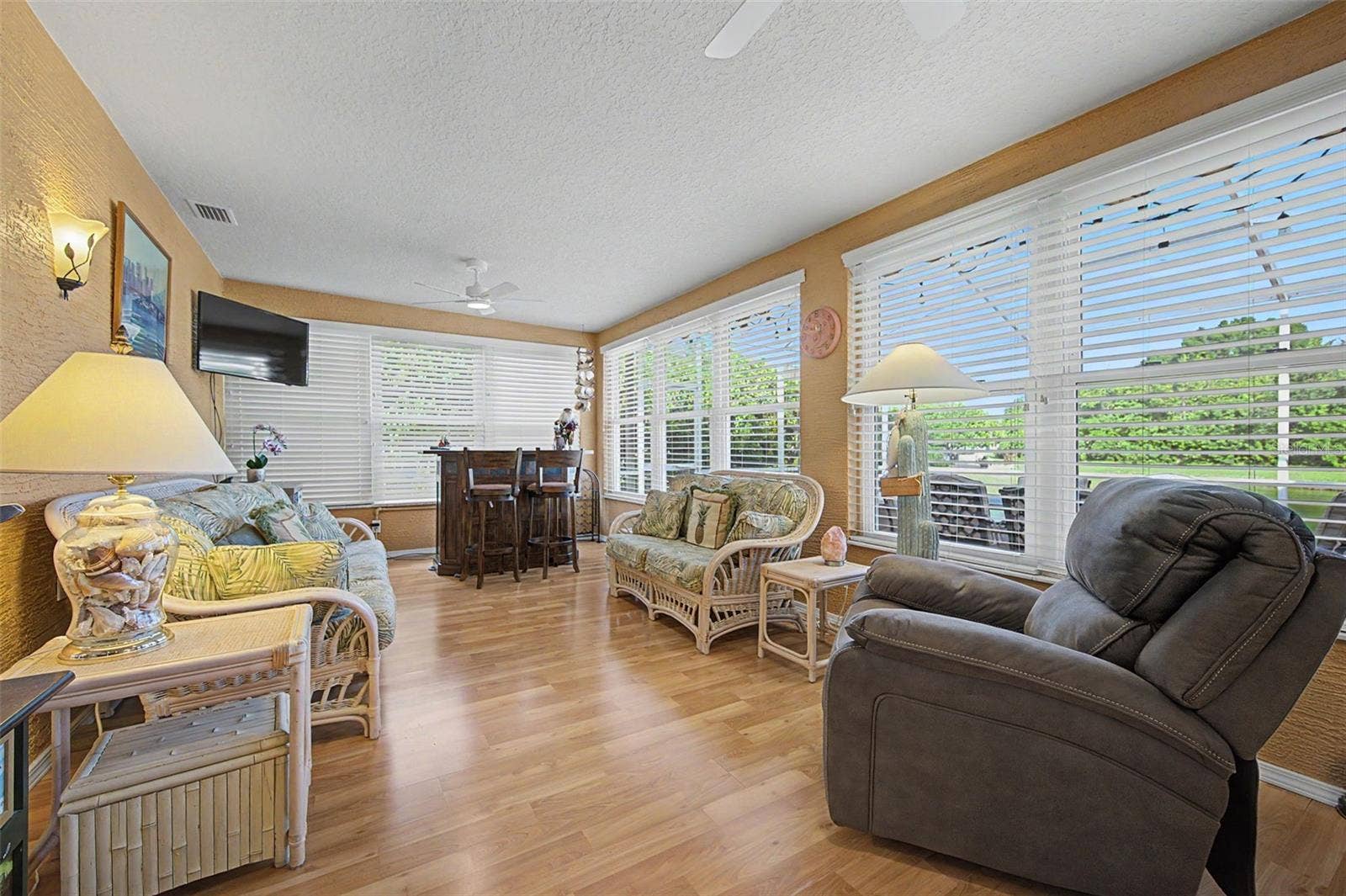 6112 COUNTRY RIDGE LANE, New Port Richey, FL 34655 6112 COUNTRY RIDGE LANE, New Port Richey, FL 34655