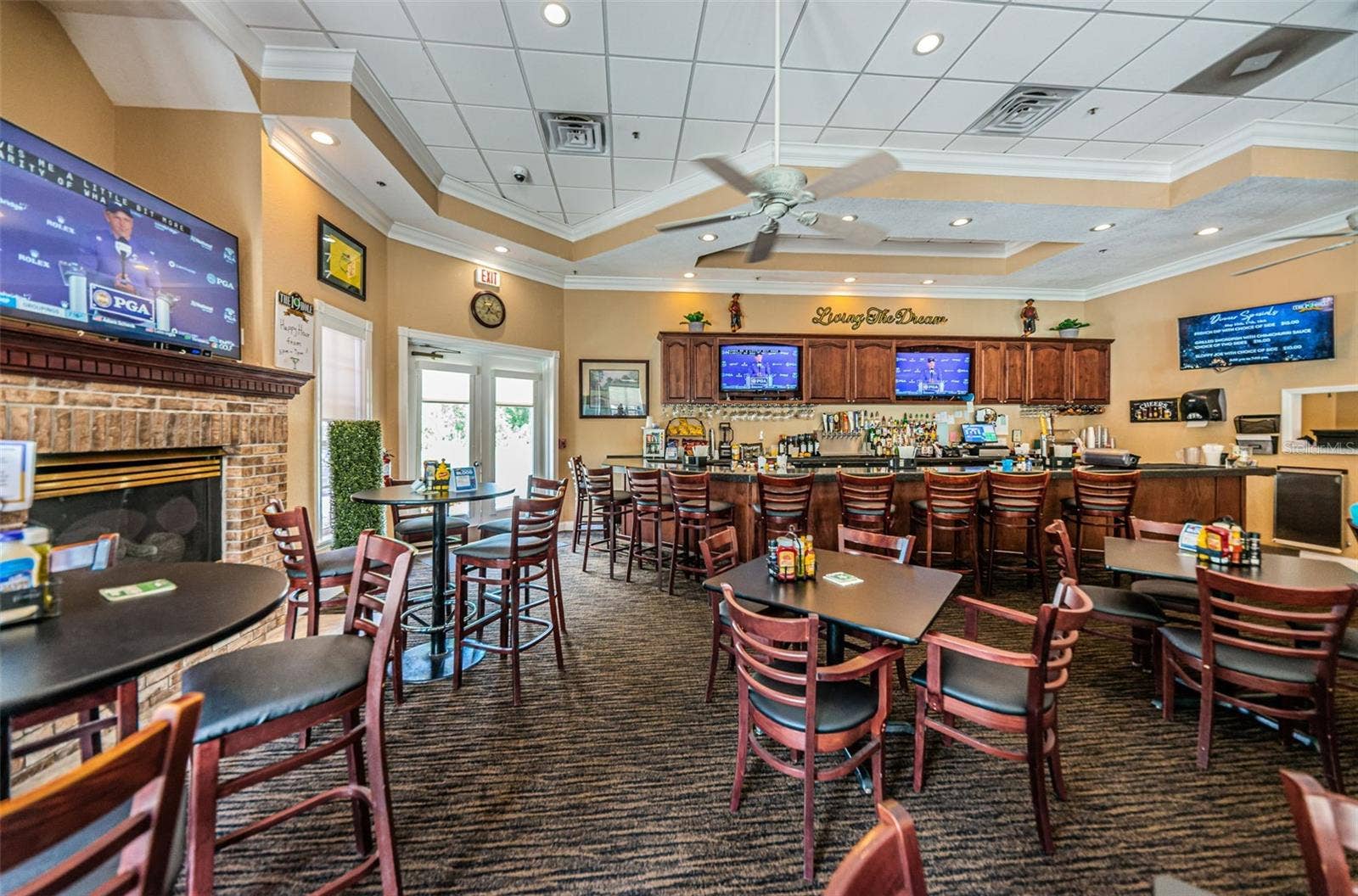 6112 COUNTRY RIDGE LANE, New Port Richey, FL 34655 6112 COUNTRY RIDGE LANE, New Port Richey, FL 34655
