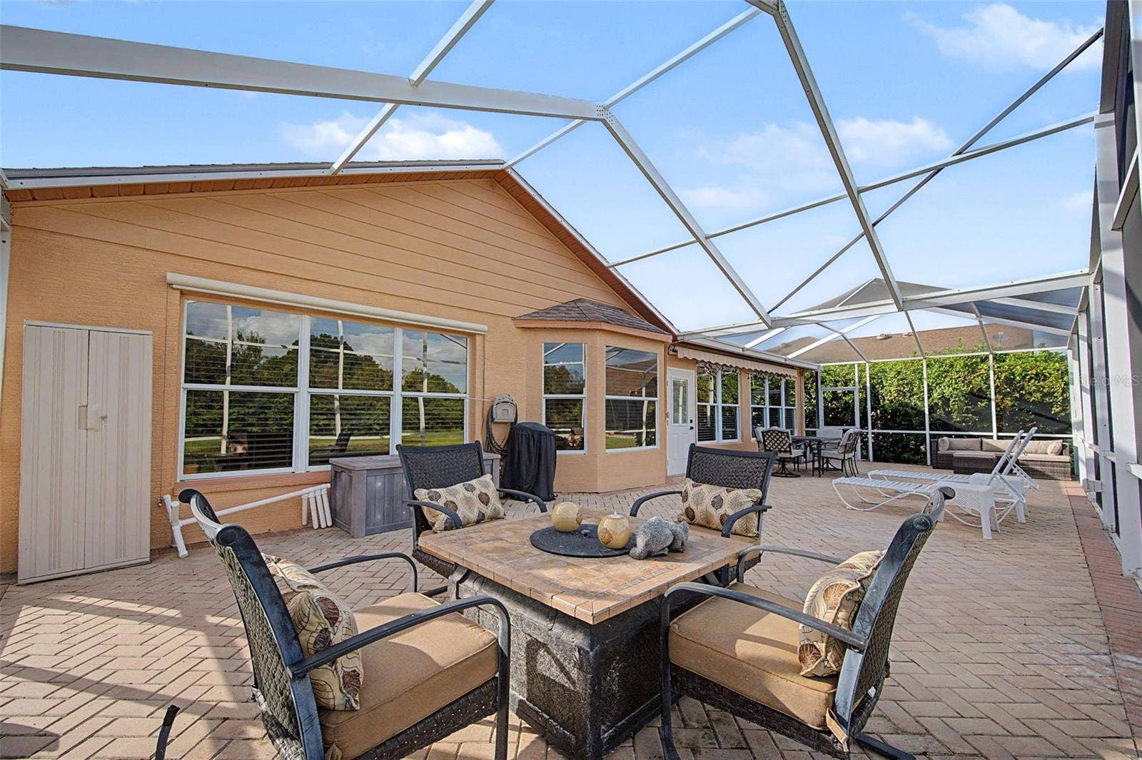 6112 COUNTRY RIDGE LANE, New Port Richey, FL 34655 6112 COUNTRY RIDGE LANE, New Port Richey, FL 34655