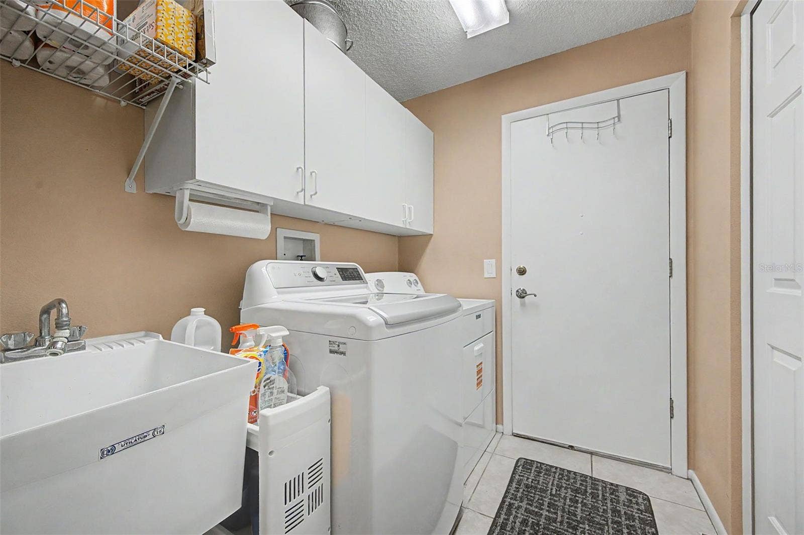 6112 COUNTRY RIDGE LANE, New Port Richey, FL 34655 6112 COUNTRY RIDGE LANE, New Port Richey, FL 34655