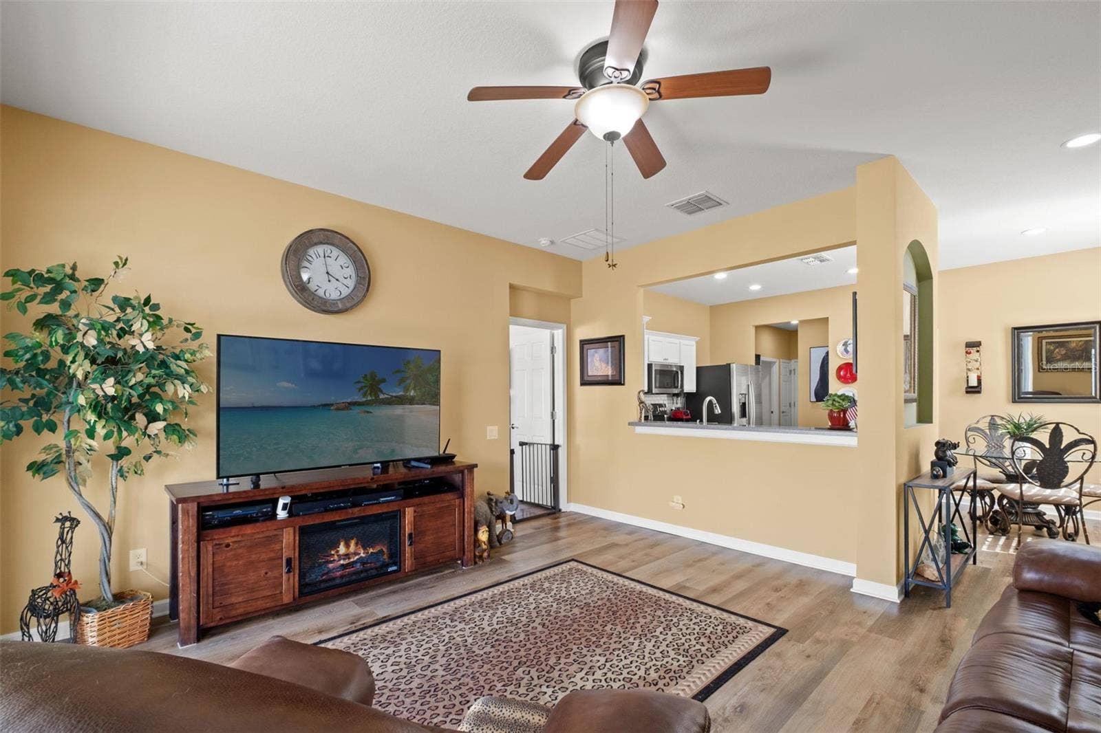 15593 LILY WOOD LANE, Brooksville, FL 34604