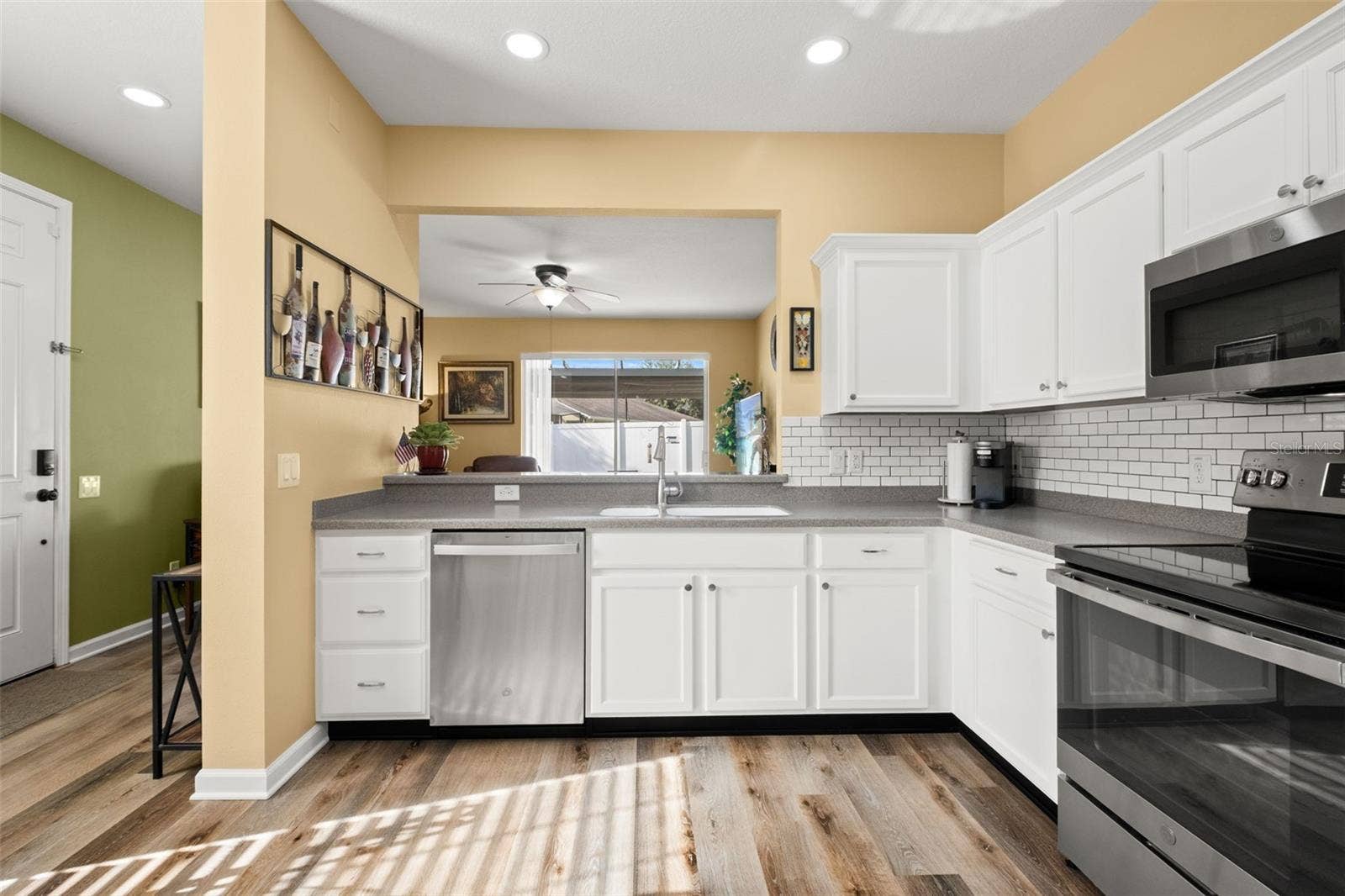 15593 LILY WOOD LANE, Brooksville, FL 34604