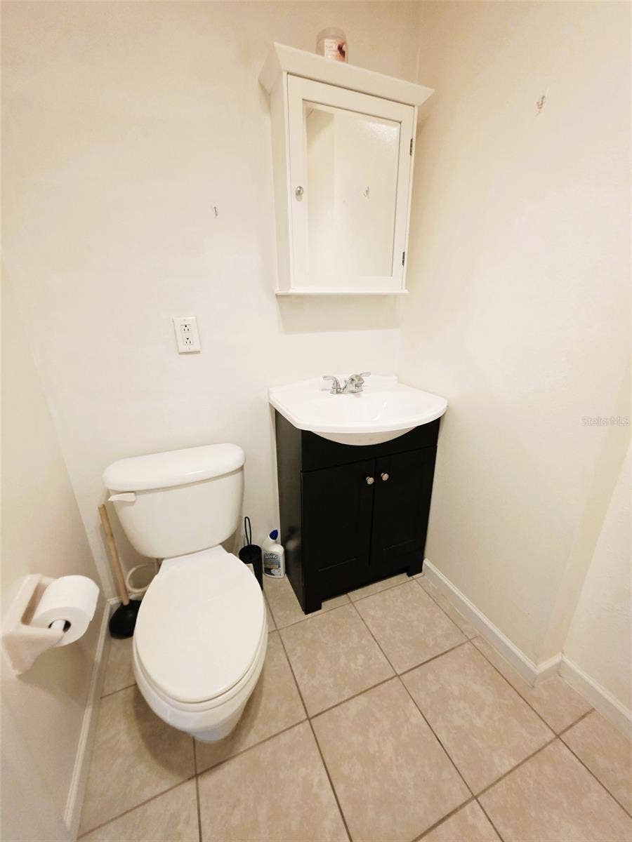 1735 CUPECOY CIRCLE, #L-1, Lutz, FL 33558 1735 CUPECOY CIRCLE, #L-1, Lutz, FL 33558