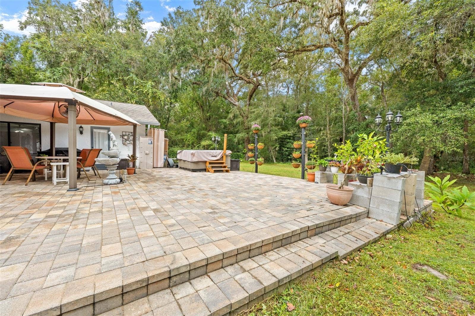 410 HILLSIDE COURT, Brooksville, FL 34601 410 HILLSIDE COURT, Brooksville, FL 34601