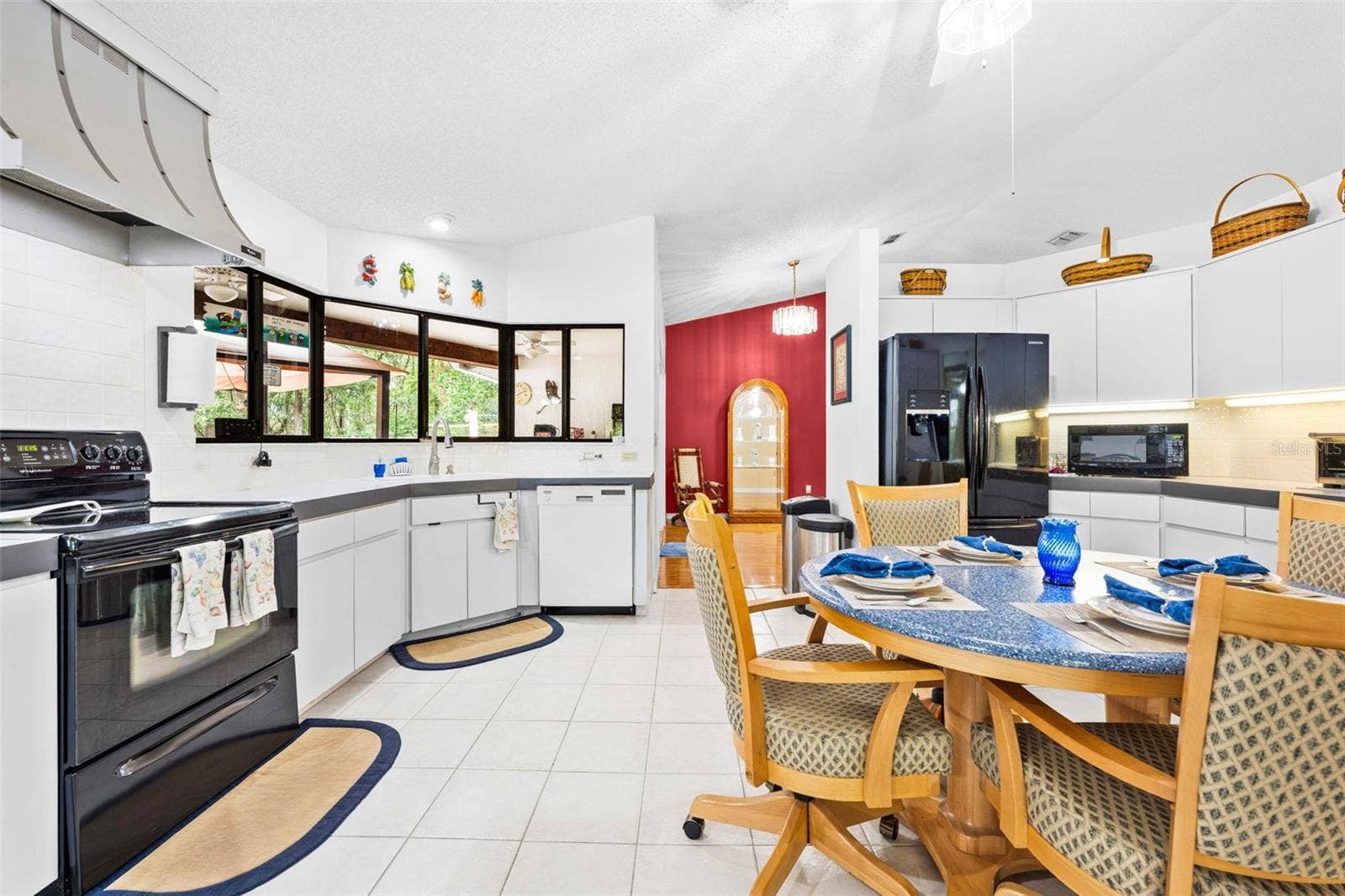 410 HILLSIDE COURT, Brooksville, FL 34601 410 HILLSIDE COURT, Brooksville, FL 34601