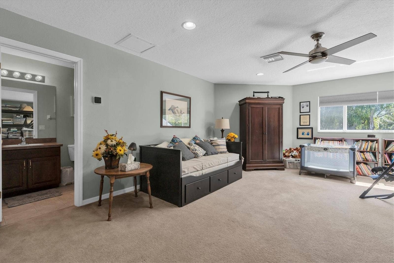 6156 JAPONICA COURT, New Port Richey, FL 34655 Upper level bonus room