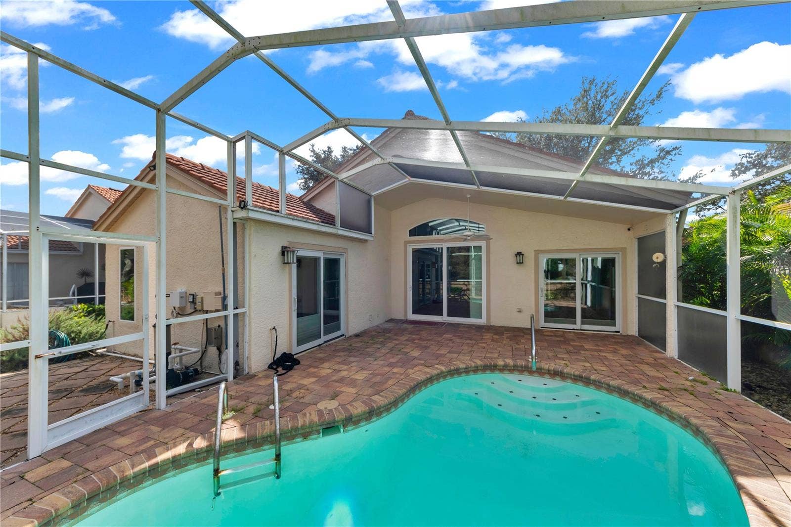 761 LIGHTHOUSE DRIVE, Tarpon Springs, FL 34689 761 LIGHTHOUSE DRIVE, Tarpon Springs, FL 34689