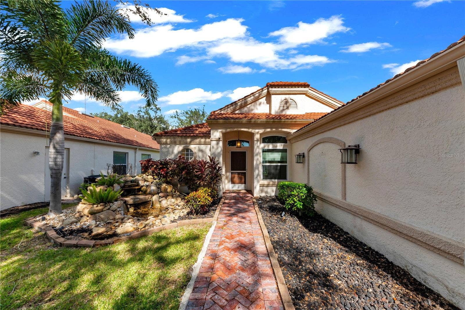 761 LIGHTHOUSE DRIVE, Tarpon Springs, FL 34689 761 LIGHTHOUSE DRIVE, Tarpon Springs, FL 34689