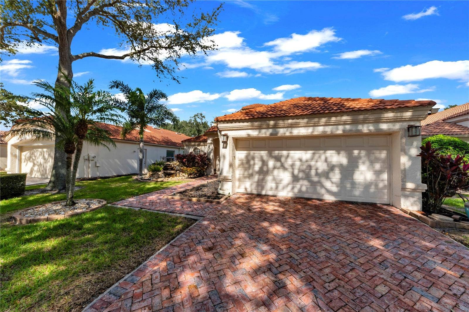 761 LIGHTHOUSE DRIVE, Tarpon Springs, FL 34689 761 LIGHTHOUSE DRIVE, Tarpon Springs, FL 34689