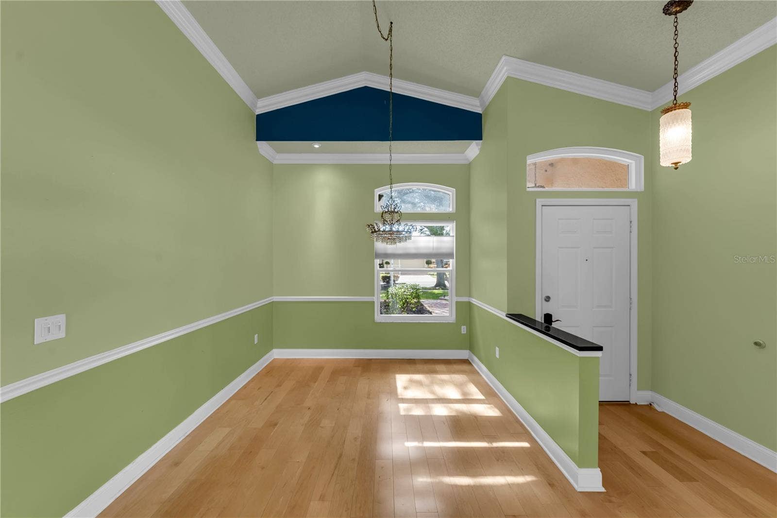 761 LIGHTHOUSE DRIVE, Tarpon Springs, FL 34689 761 LIGHTHOUSE DRIVE, Tarpon Springs, FL 34689