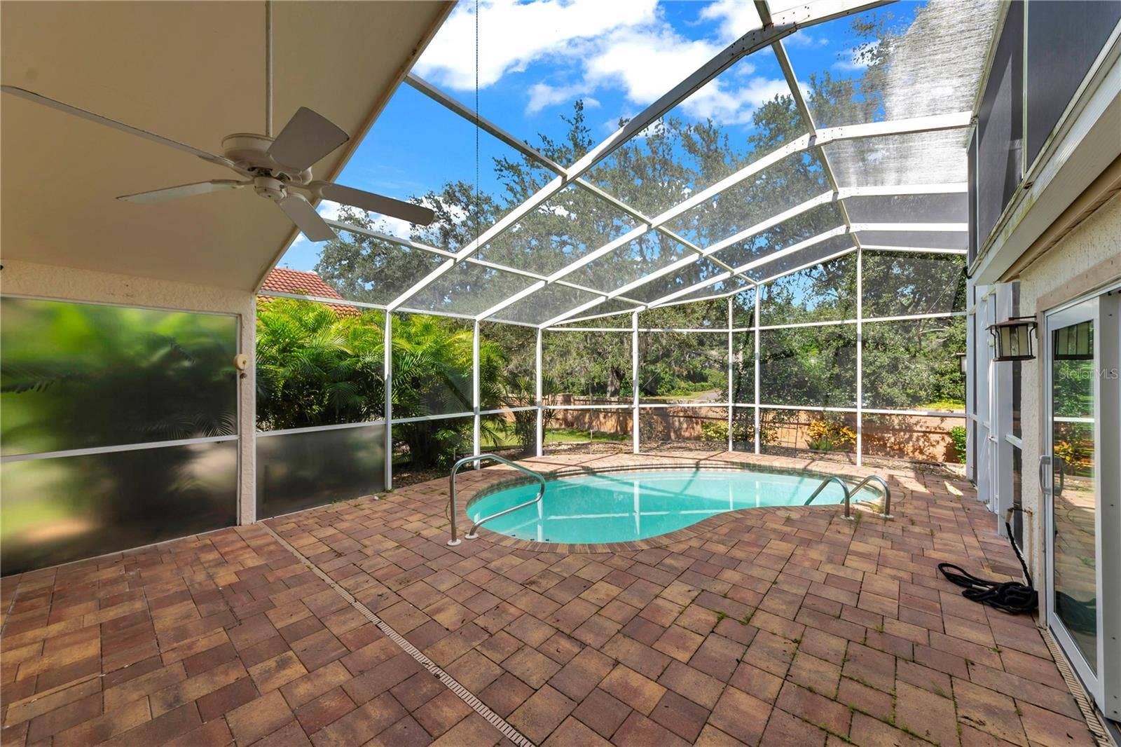 761 LIGHTHOUSE DRIVE, Tarpon Springs, FL 34689 761 LIGHTHOUSE DRIVE, Tarpon Springs, FL 34689