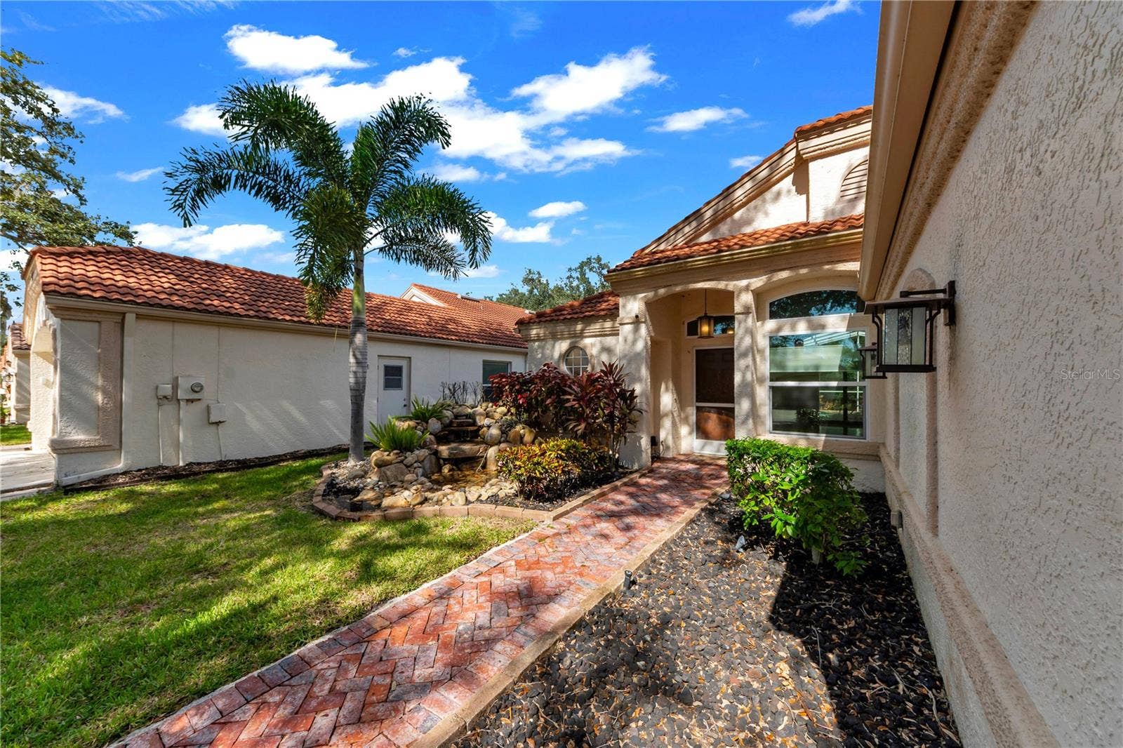 761 LIGHTHOUSE DRIVE, Tarpon Springs, FL 34689 761 LIGHTHOUSE DRIVE, Tarpon Springs, FL 34689