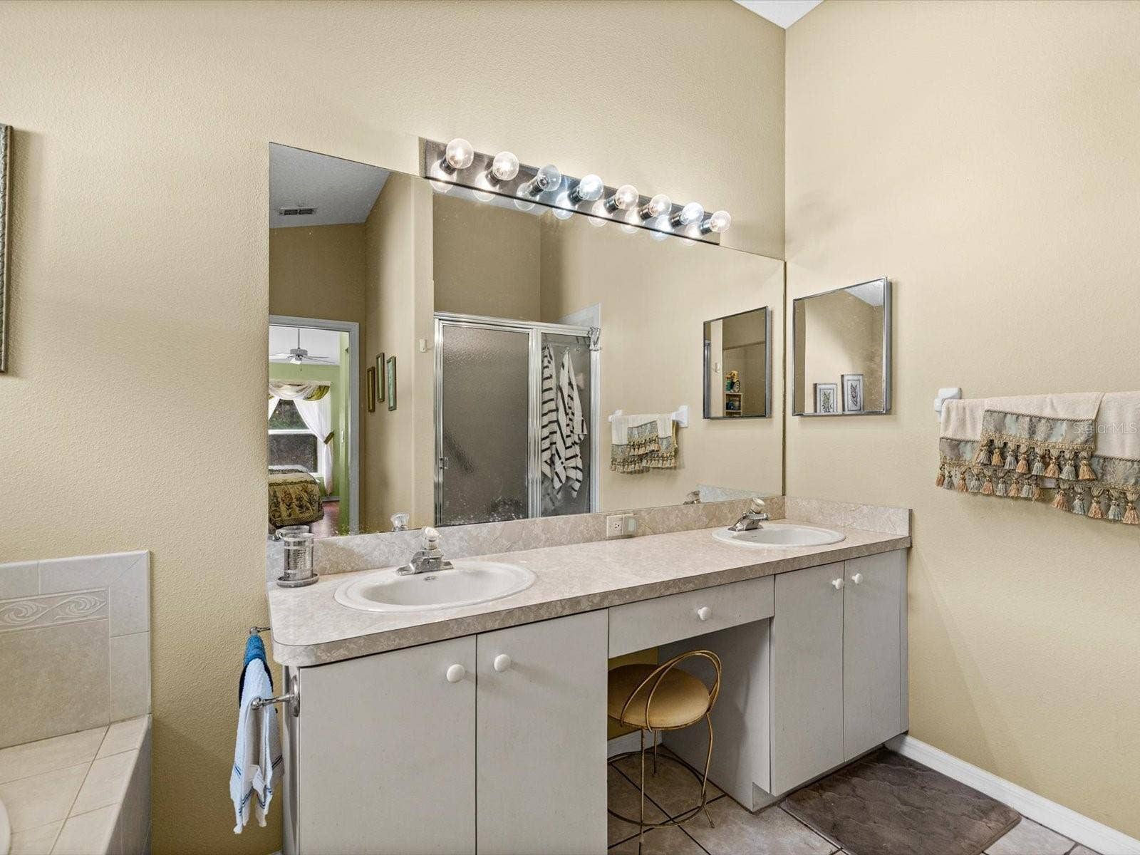 11814 IVYWOOD PLACE, New Port Richey, FL 34654 11814 IVYWOOD PLACE, New Port Richey, FL 34654