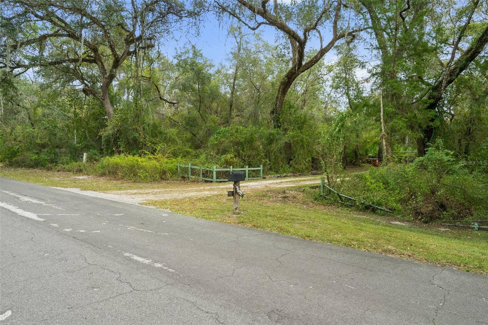 5642 CYRIL DRIVE, Dade City, FL 33523
