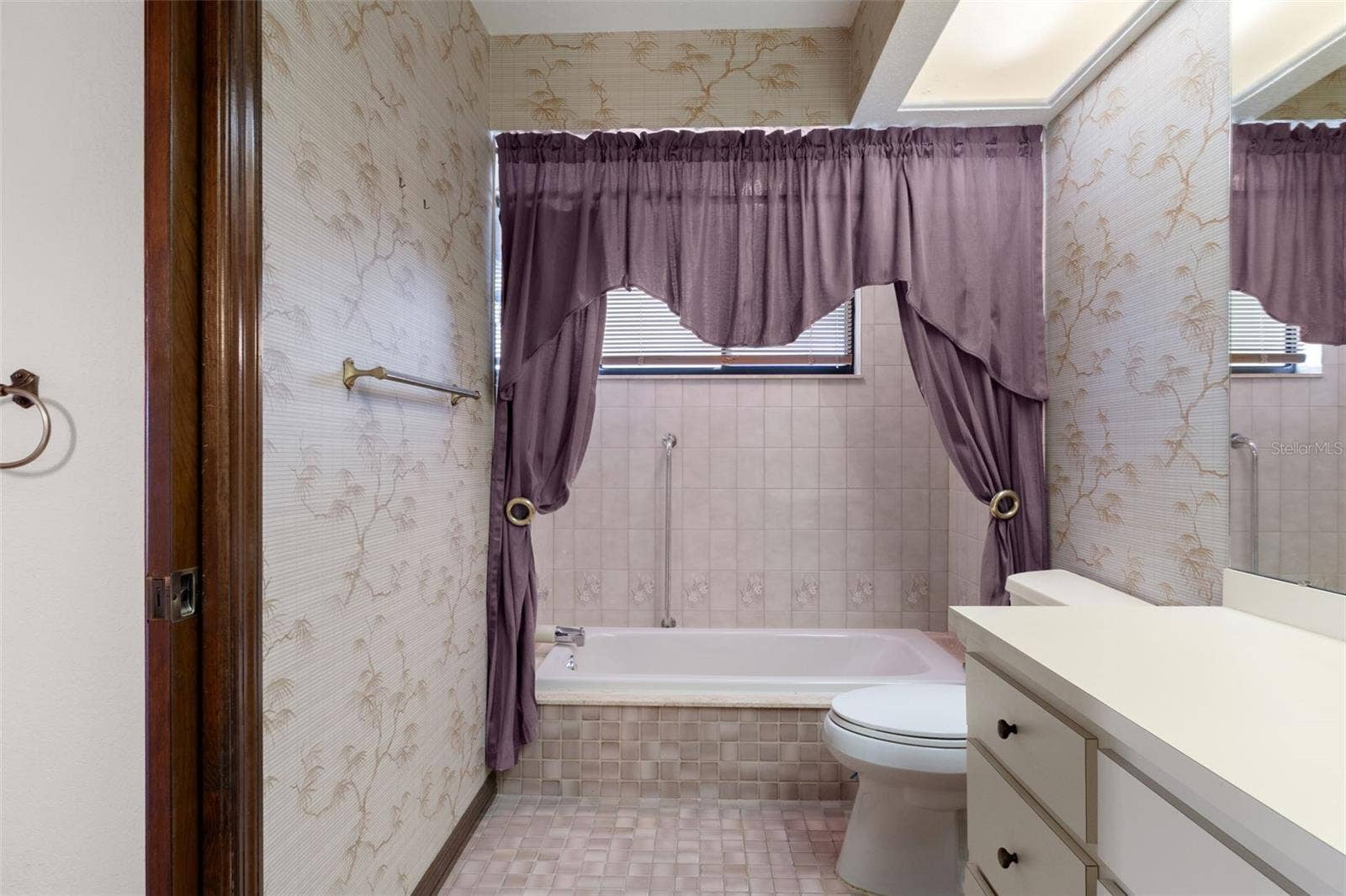 6341 INDIAN ROCK COURT, Spring Hill, FL 34606 6341 INDIAN ROCK COURT, Spring Hill, FL 34606