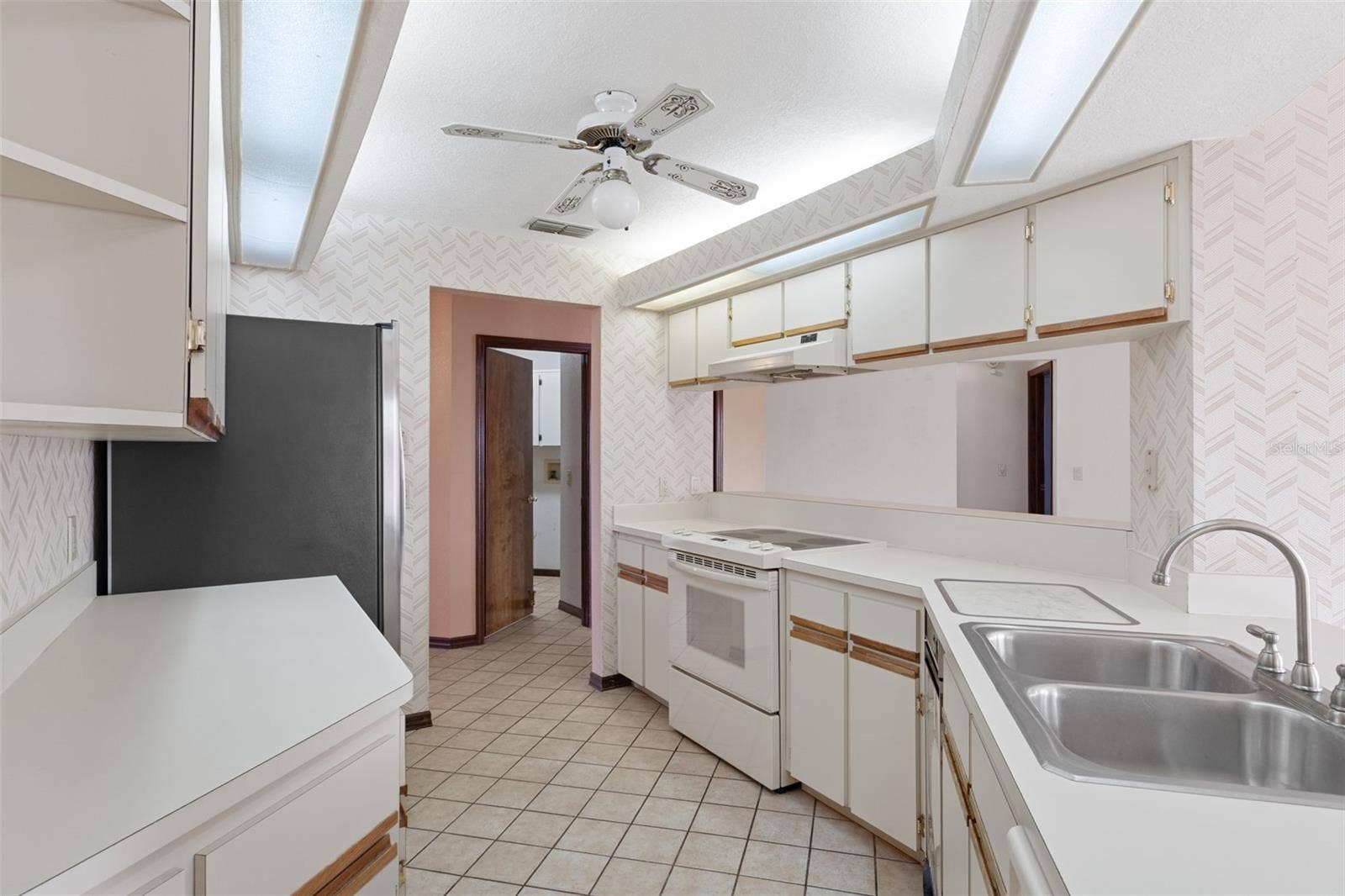 6341 INDIAN ROCK COURT, Spring Hill, FL 34606 6341 INDIAN ROCK COURT, Spring Hill, FL 34606