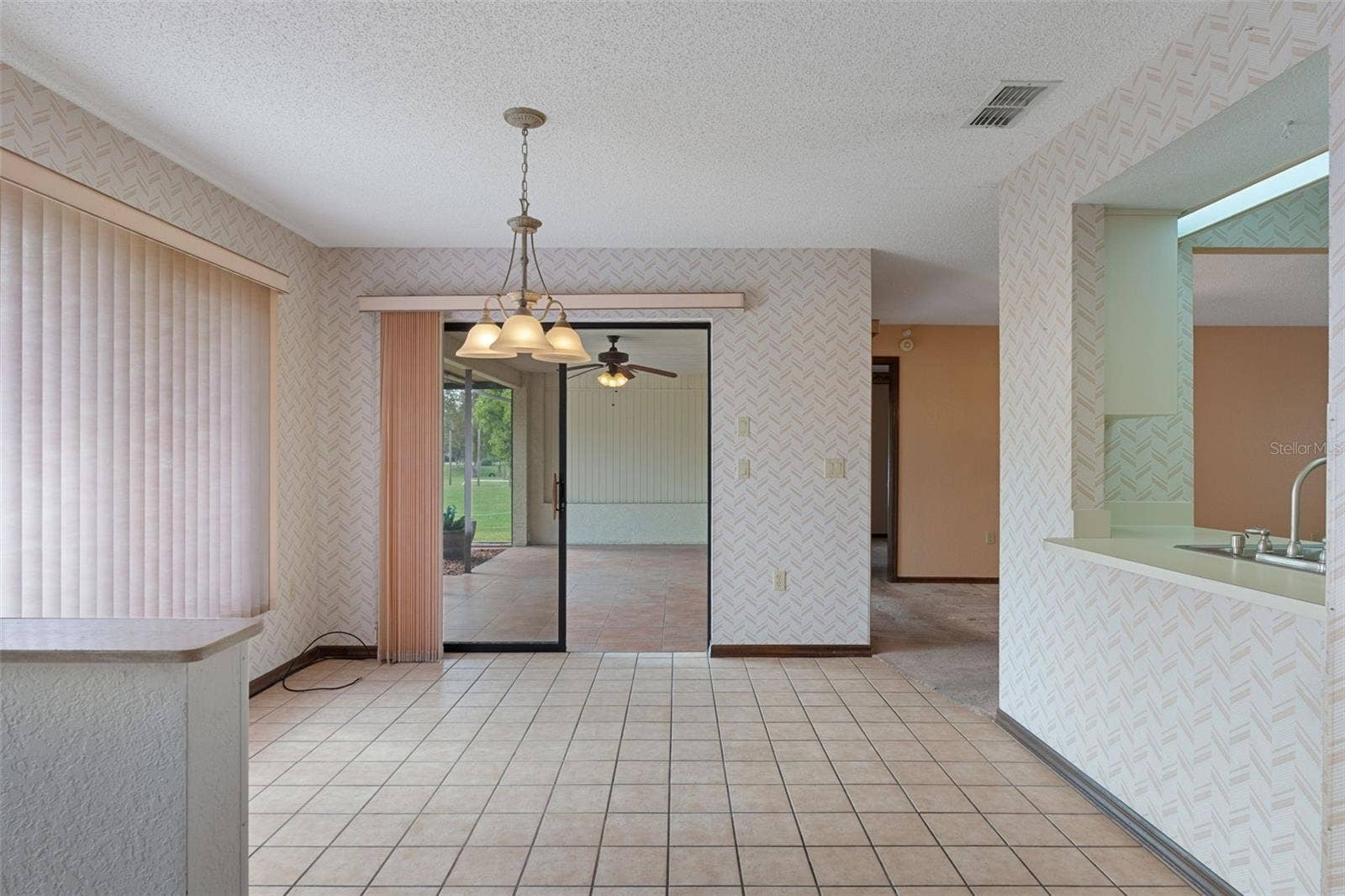 6341 INDIAN ROCK COURT, Spring Hill, FL 34606 6341 INDIAN ROCK COURT, Spring Hill, FL 34606