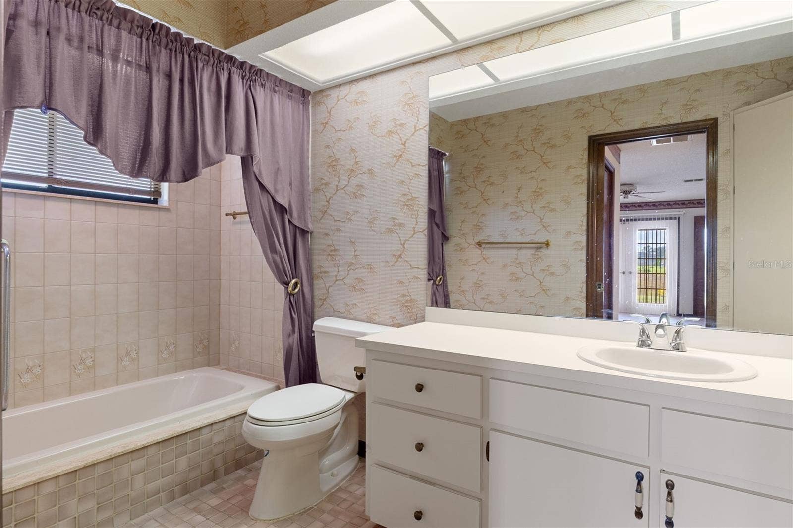 6341 INDIAN ROCK COURT, Spring Hill, FL 34606 6341 INDIAN ROCK COURT, Spring Hill, FL 34606