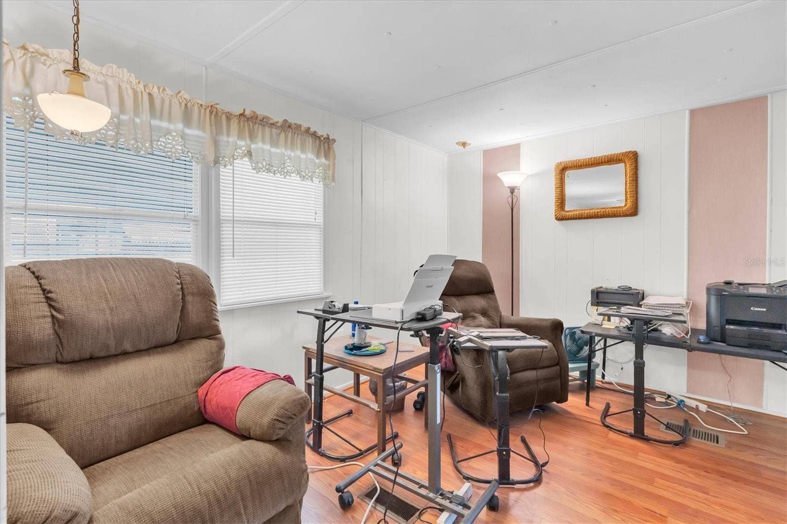 37324 LOIS AVENUE, Zephyrhills, FL 33542