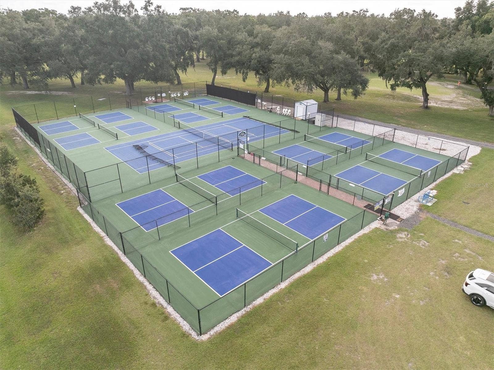 37324 LOIS AVENUE, Zephyrhills, FL 33542