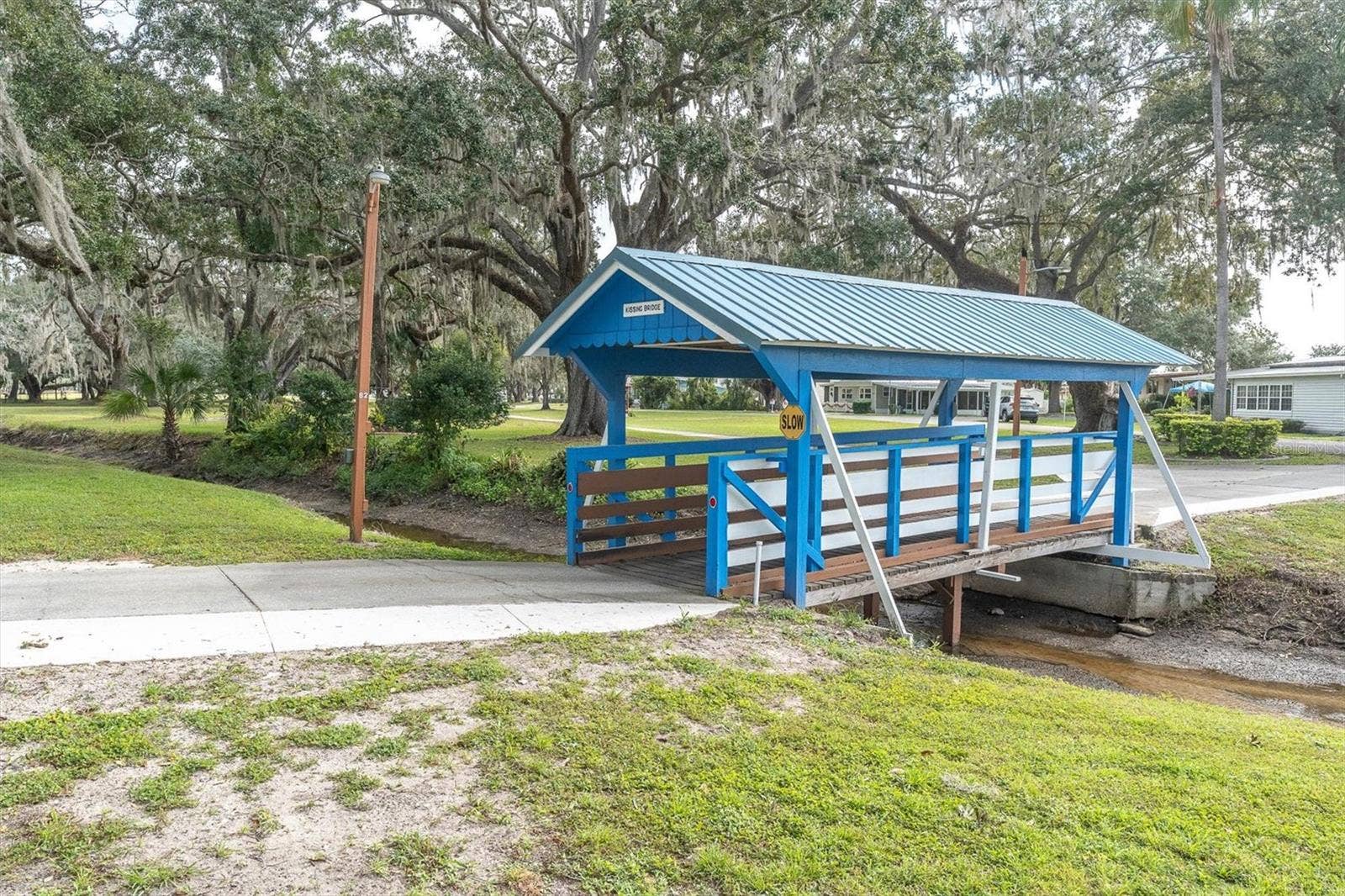 37324 LOIS AVENUE, Zephyrhills, FL 33542