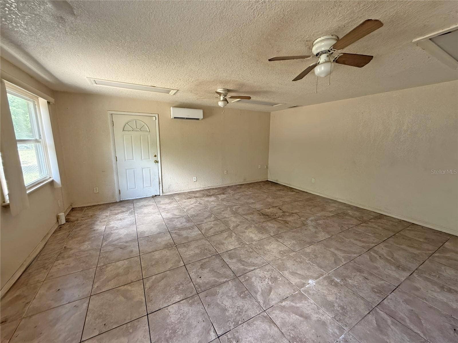 6134 PINEHURST DRIVE, Spring Hill, FL 34606 6134 PINEHURST DRIVE, Spring Hill, FL 34606