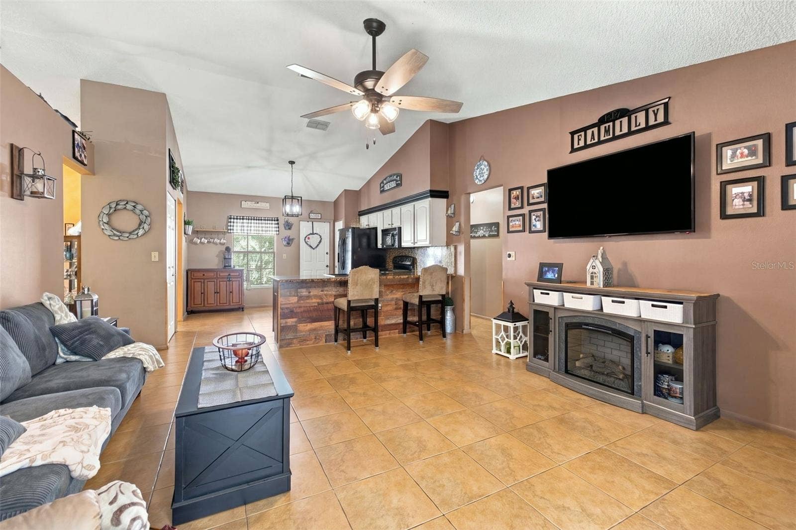 2130 FAIRVIEW ROAD, Spring Hill, FL 34609 2130 FAIRVIEW ROAD, Spring Hill, FL 34609